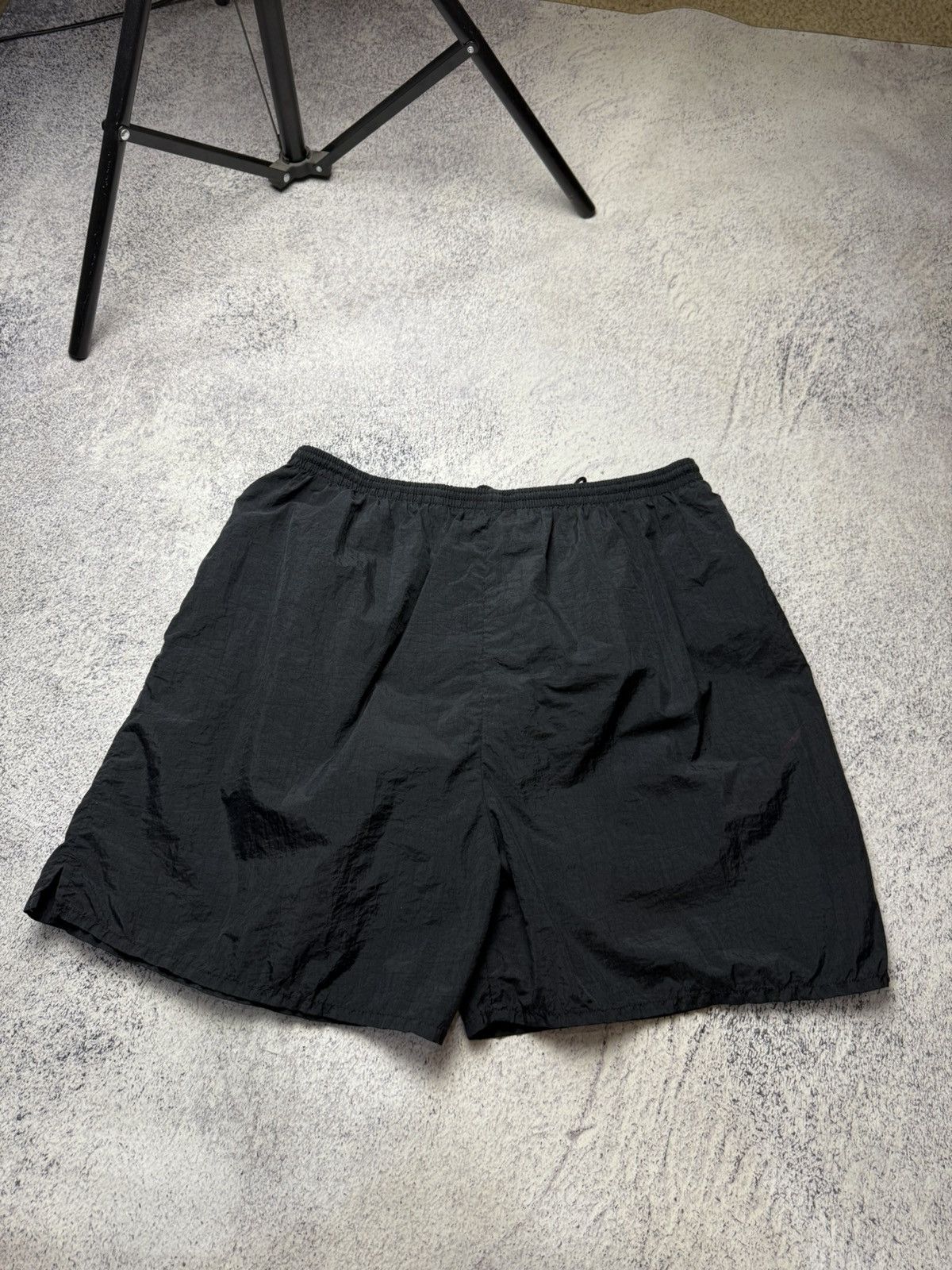 Nike Vintage Nike Nylon Shorts Y2K Size US 34 / EU 50 - 12 Thumbnail