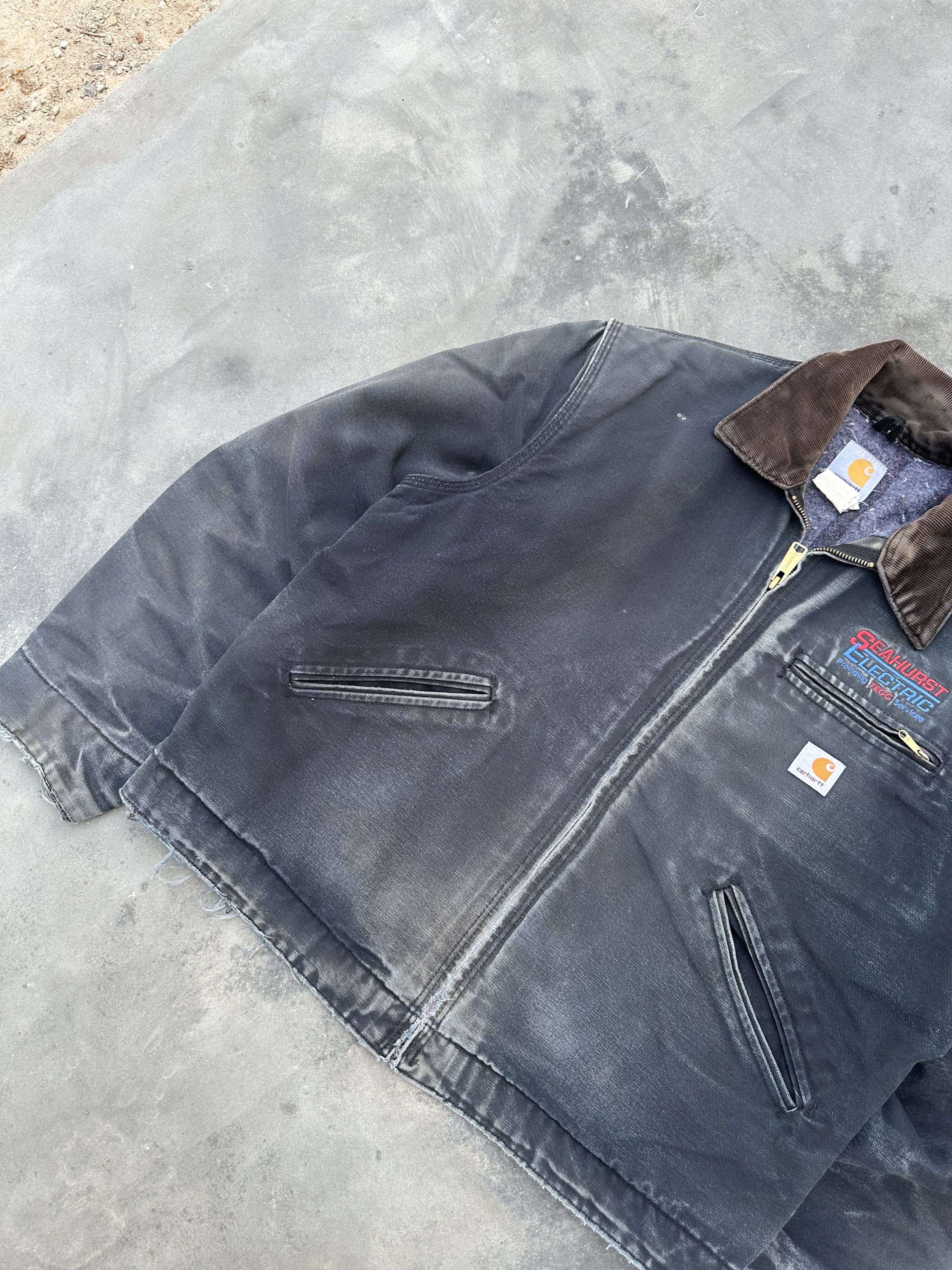 Carhartt Vintage Carhartt Distressed Detroit Jacket – Faded Black Size US L / EU 52-54 / 3 - 3 Thumbnail
