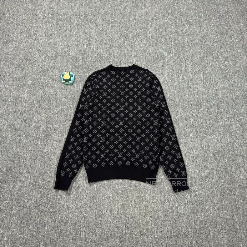 Louis Vuitton Louis Vuitton Black Back Full Print Cashmere Sweater Size US L / EU 52-54 / 3 - 7 Thumbnail