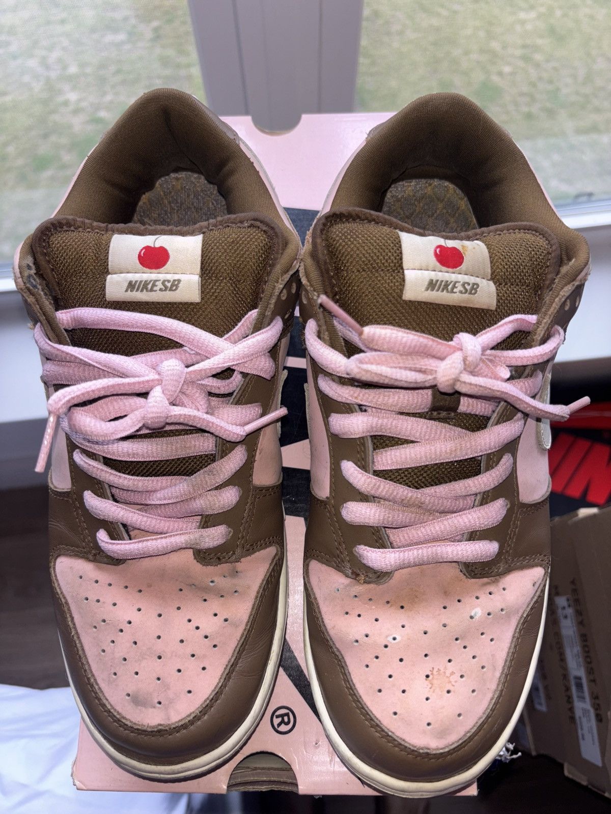 Nike Stussy x Nike Dunk Low Pro SB Cherry Size US 10 / EU 43 - 4 Thumbnail