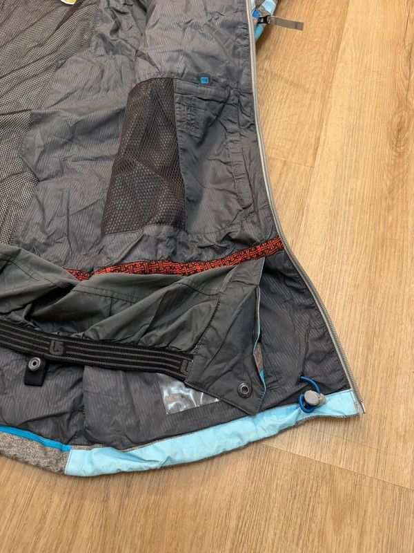 Burton Burton Launch Shell Jacket Ski Waterproof size S/M Size US S / EU 44-46 / 1 - 13 Thumbnail