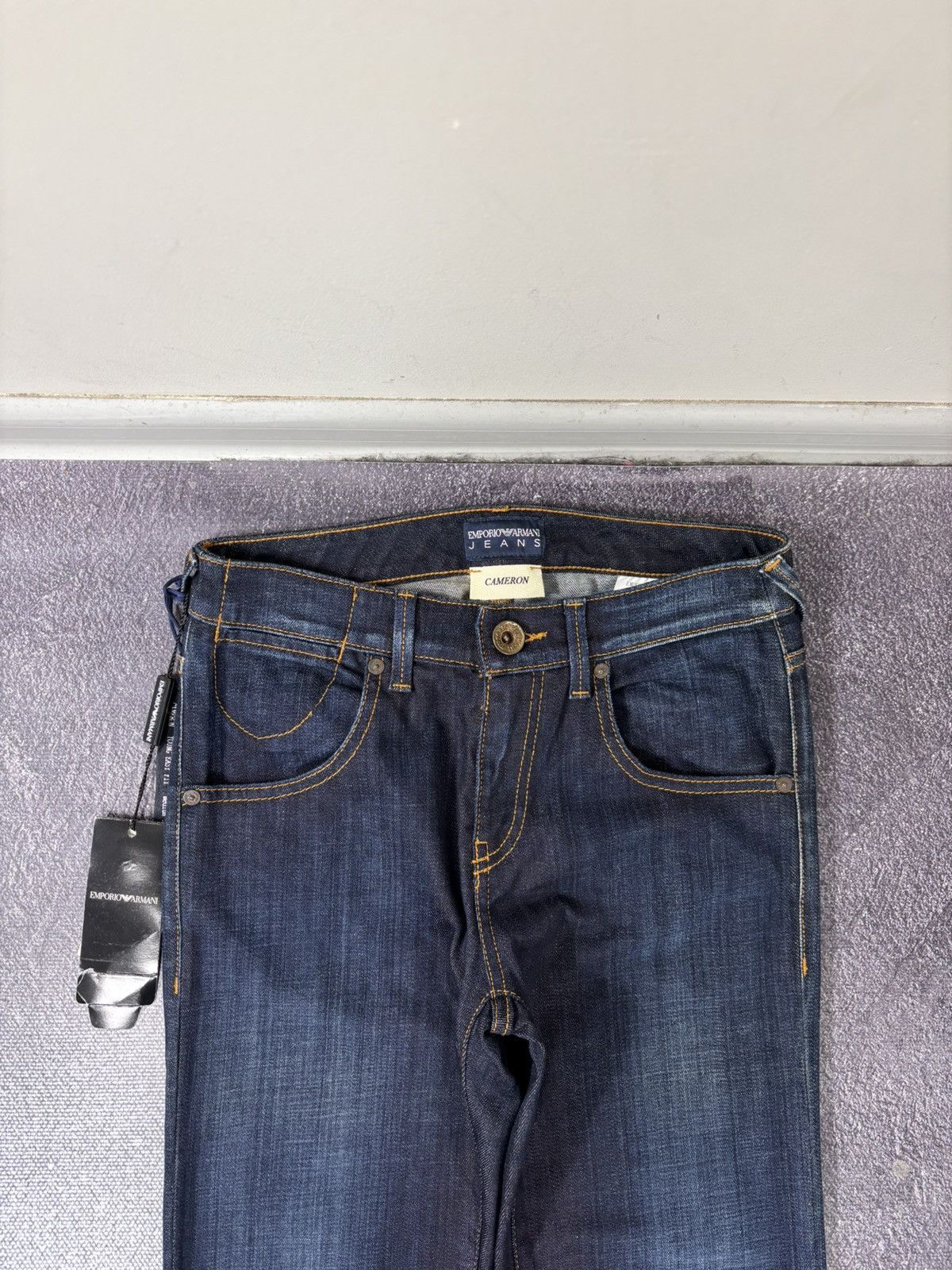 Emporio Armani Emporio Armani Cameron NWT Women’s Navy Blue Denim Jeans Size 25" / US 0 / IT 36 - 5 Thumbnail