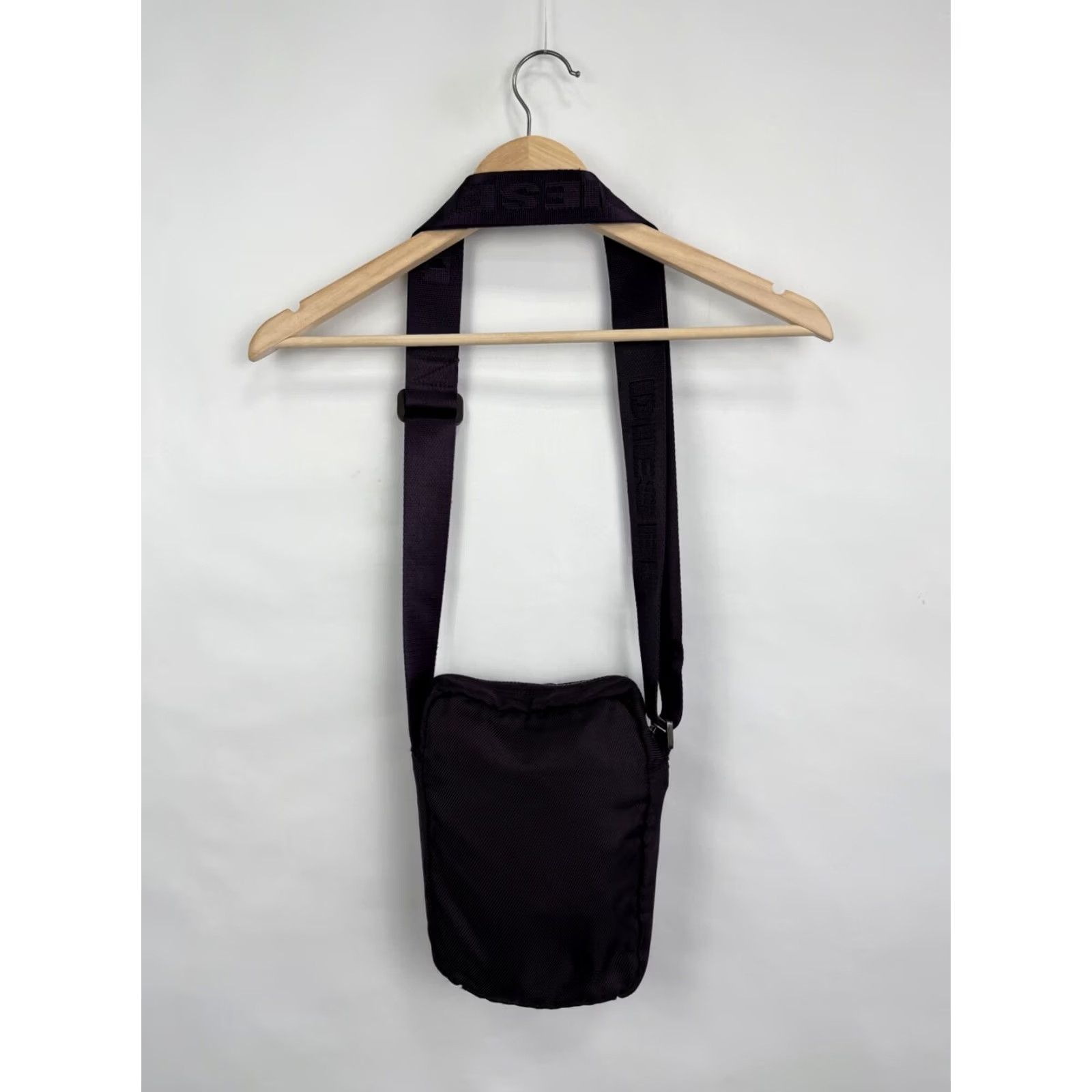 Diesel VINTAGE Diesel Archive Purple Bag Messenger Bag Mens OS Purple Retro 90s Size ONE SIZE - 7 Thumbnail