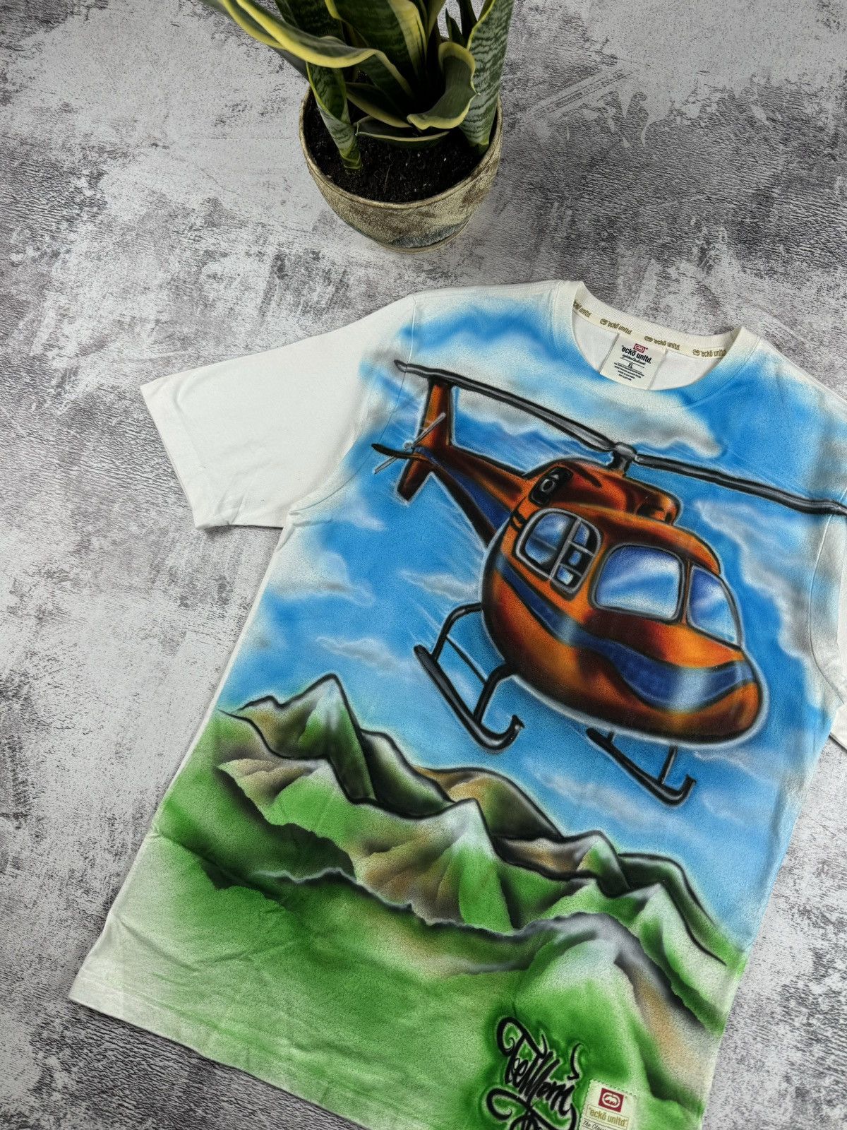 Ecko Unltd. RARE Ecko Unltd Rap Hip Hop Rap Full Print Y2K T Shirt Tee Size US XL / EU 56 / 4 - 4 Thumbnail