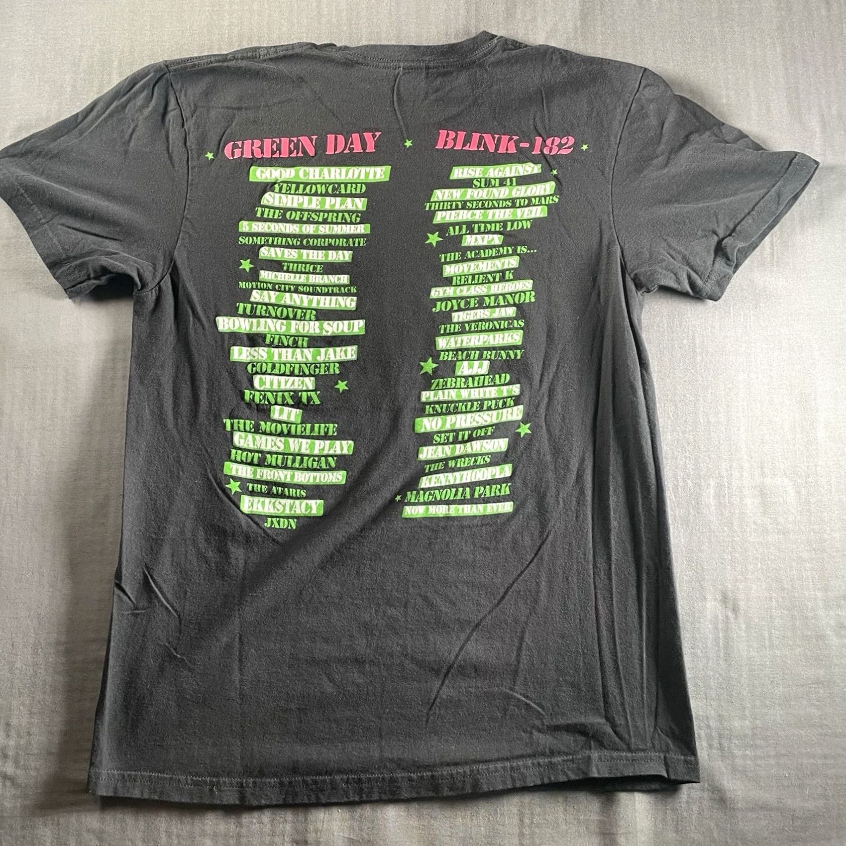 Vintage When We Were Young Shirt Mens Medium 2023 Green Day Blink 182 Rock Punk Festival M & M Black T-Shirt Mens Size US M / EU 48-50 / 2 - 5 Thumbnail