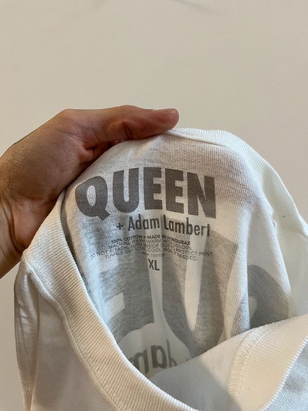 Band Tees Queen + Adam Lambert Merch Tour XL T-Shirt Size US XL / EU 56 / 4 - 3 Thumbnail
