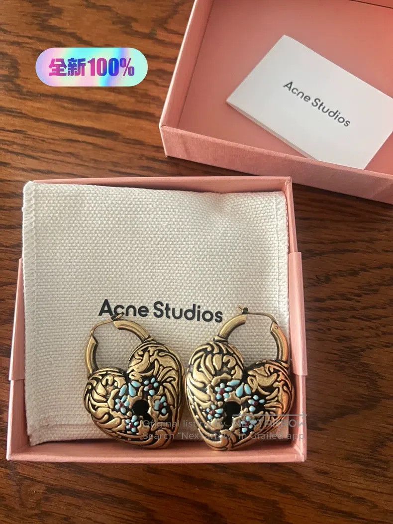 Acne Studios Acne Studios Vintage Distressed Heart Lock Earrings Size ONE SIZE - 1 Thumbnail