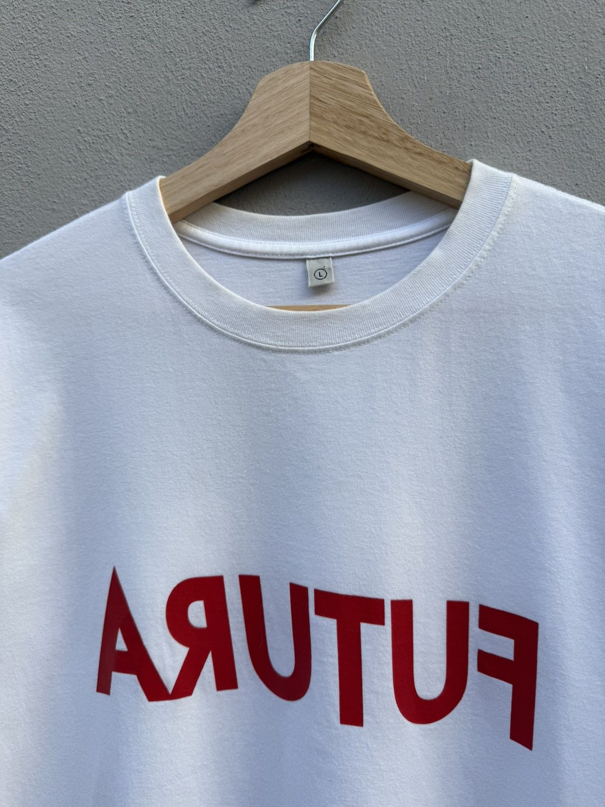 Futura × Japanese Brand × Vintage Vintage 2000s Futura Laboratories x Uniqlo Tee Size US M / EU 48-50 / 2 - 2 Thumbnail