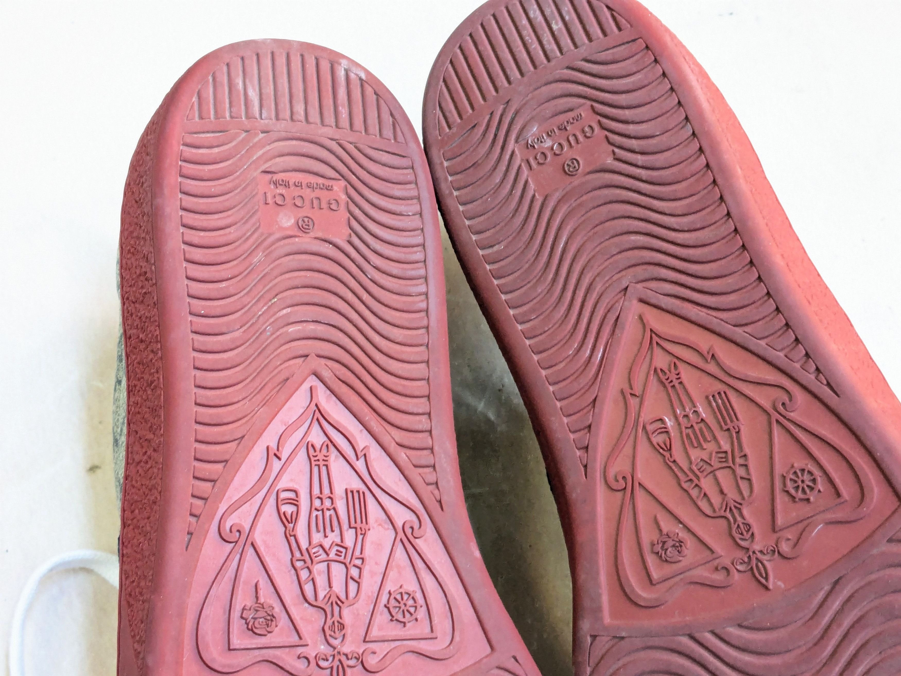 Gucci Gucci Ace Monogram 11 Canvas Logo GG Supreme Red Low Tops Size US 11 / EU 44 - 17 Thumbnail