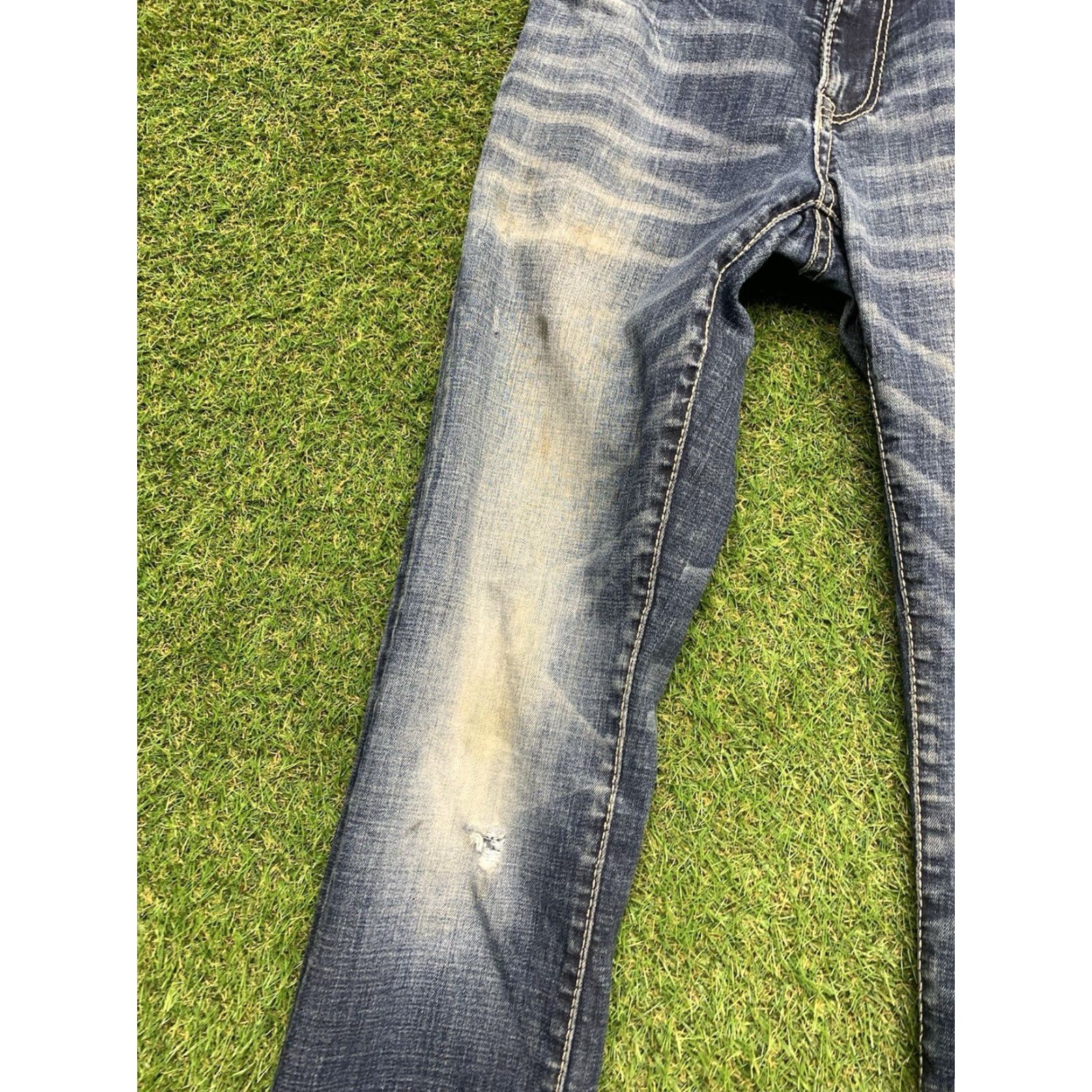 Vintage BKE Buckle Jeans 26S Alec Straight Leg Medium Wash Blue Grunge Mens Size US 26 / EU 42 - 3 Thumbnail