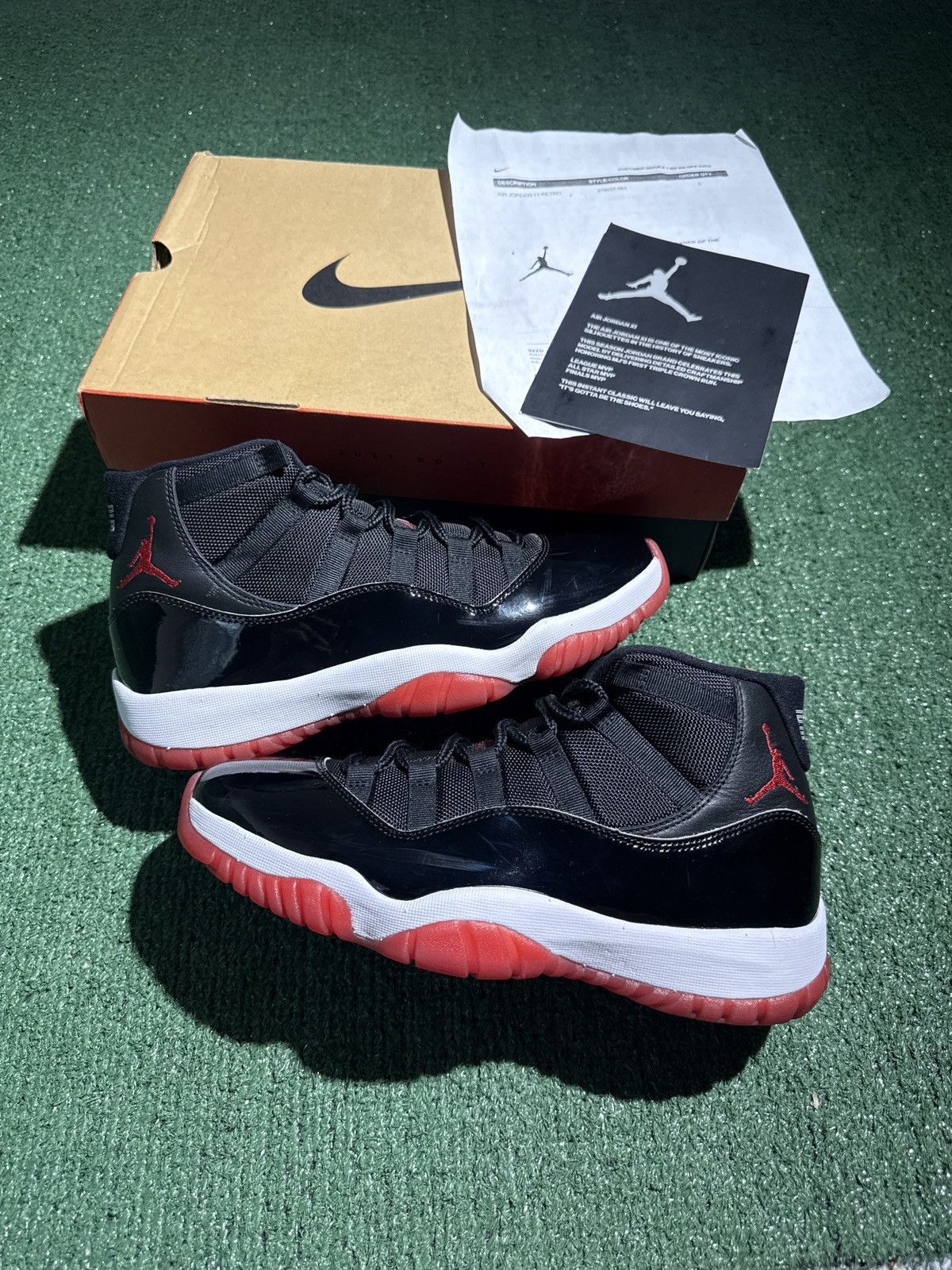 Jordan Brand Jordan 11 Playoff Bred 2019 Size US 10 / EU 43 - 1 Thumbnail