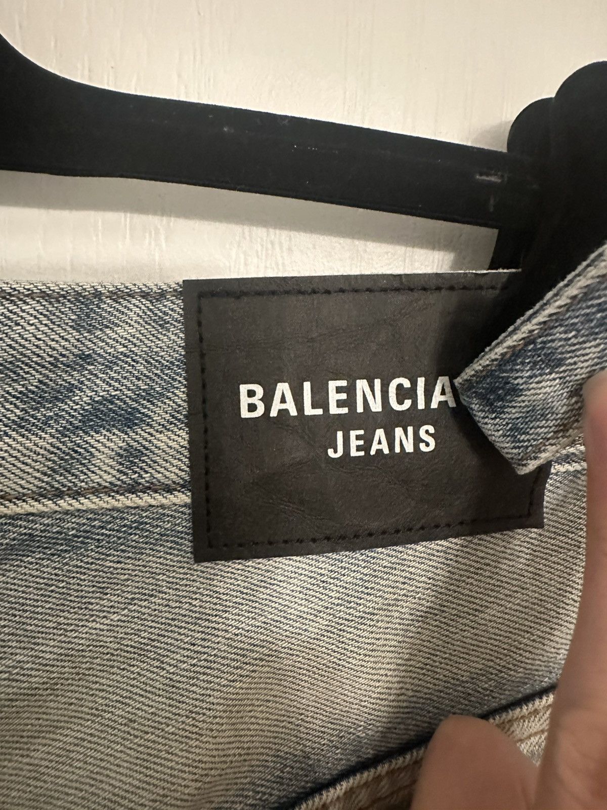 Balenciaga Balenciaga Destroyed Skater Jeans Size US 32 / EU 48 - 3 Thumbnail