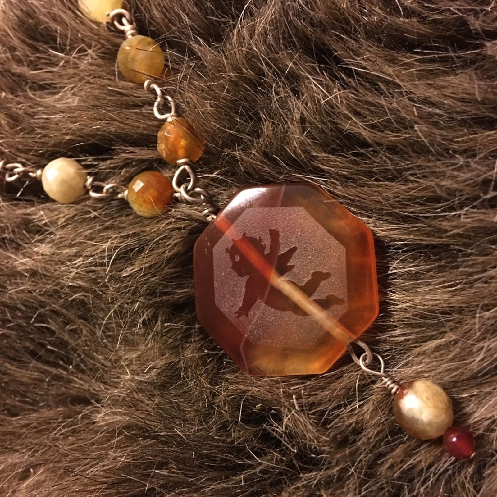 Jewelry Vintage natural stone angel medallion necklace Size ONE SIZE - 6 Thumbnail