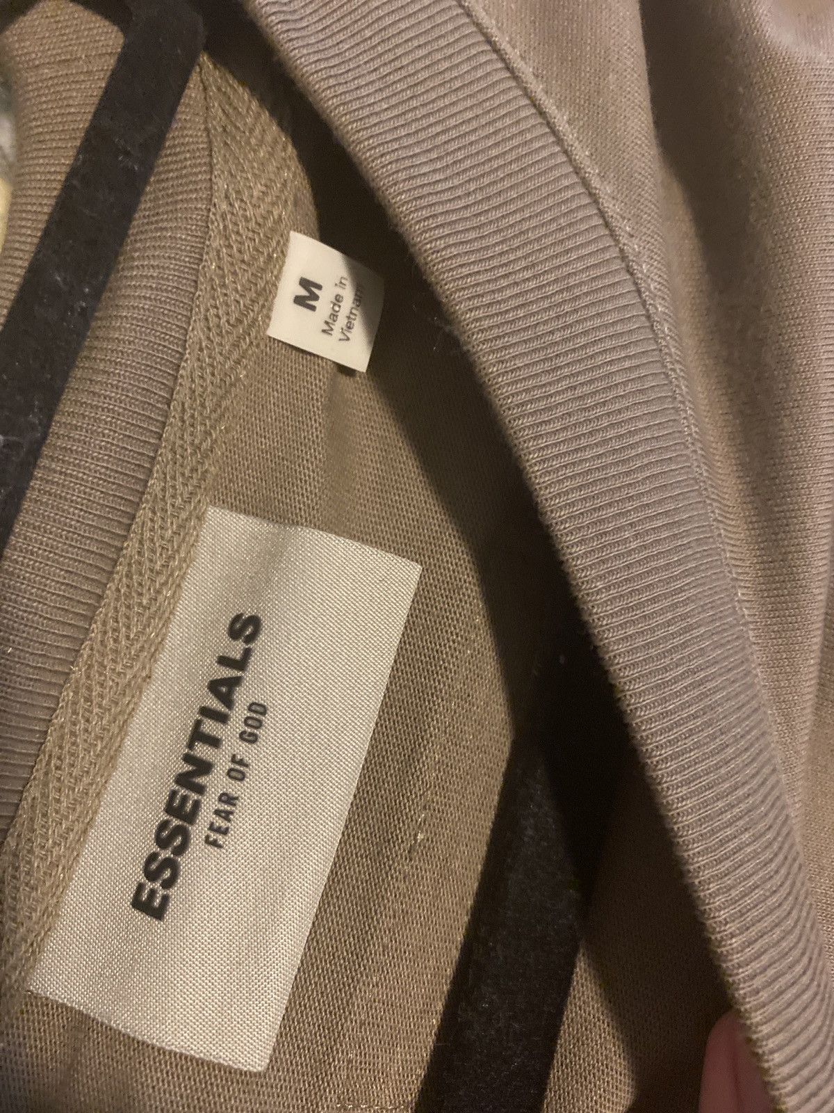 Essentials TAUPE ESSENTIALS SOLD OUT 2020 SIZE M Size US M / EU 48-50 / 2 - 5 Thumbnail