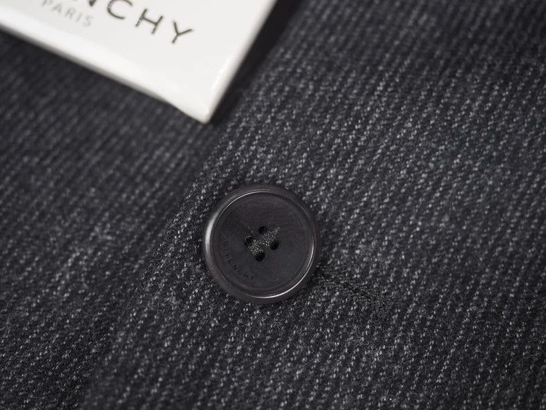 Givenchy Givenchy Size46 Auction Black and Grey Striped Wool Suit, S Size US M / EU 48-50 / 2 - 4 Thumbnail