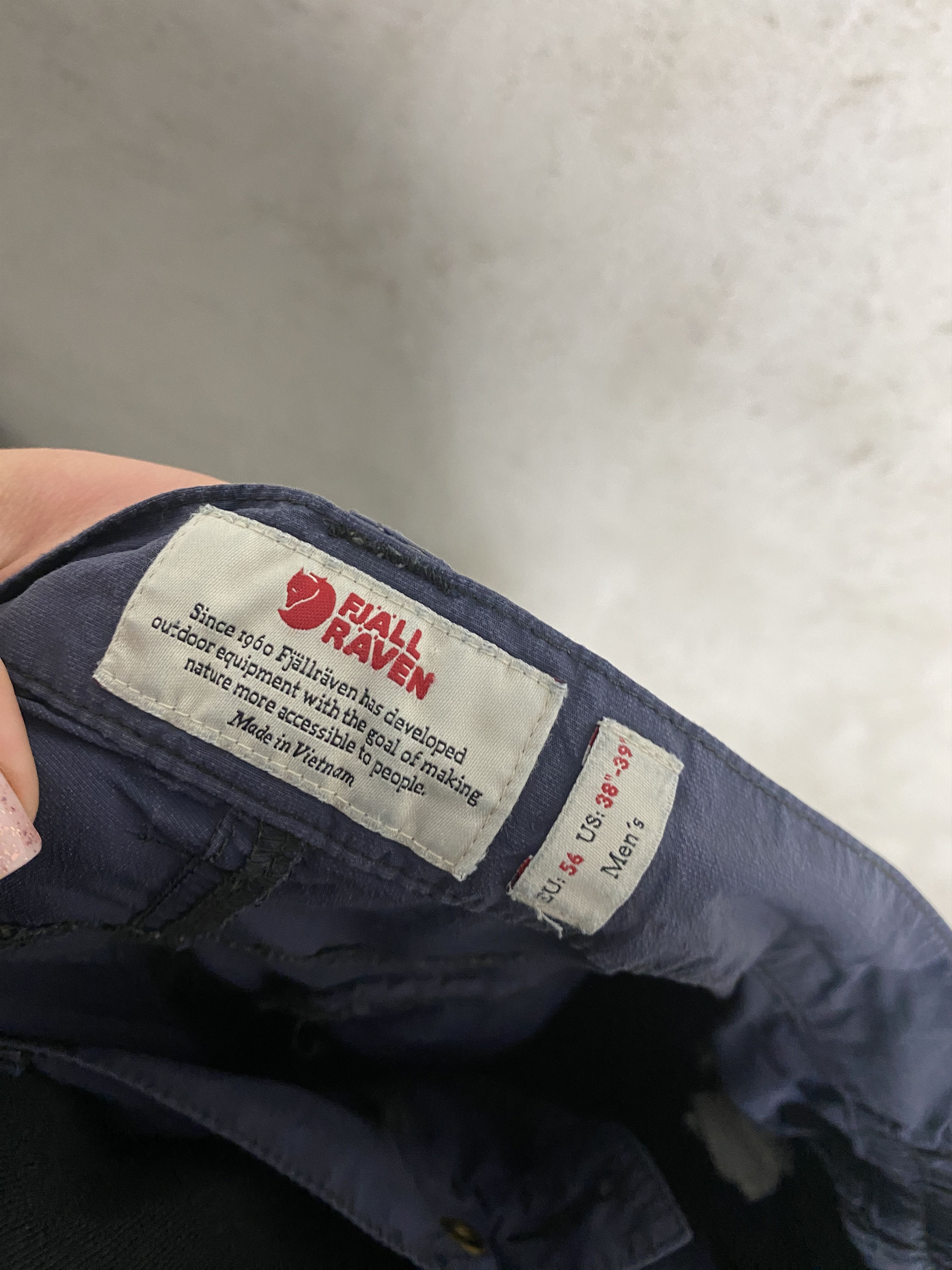 Fjallraven Fjallraven Cape Point MT Zip off trousers outdoor gorpcore Size US 40 / EU 56 - 6 Thumbnail
