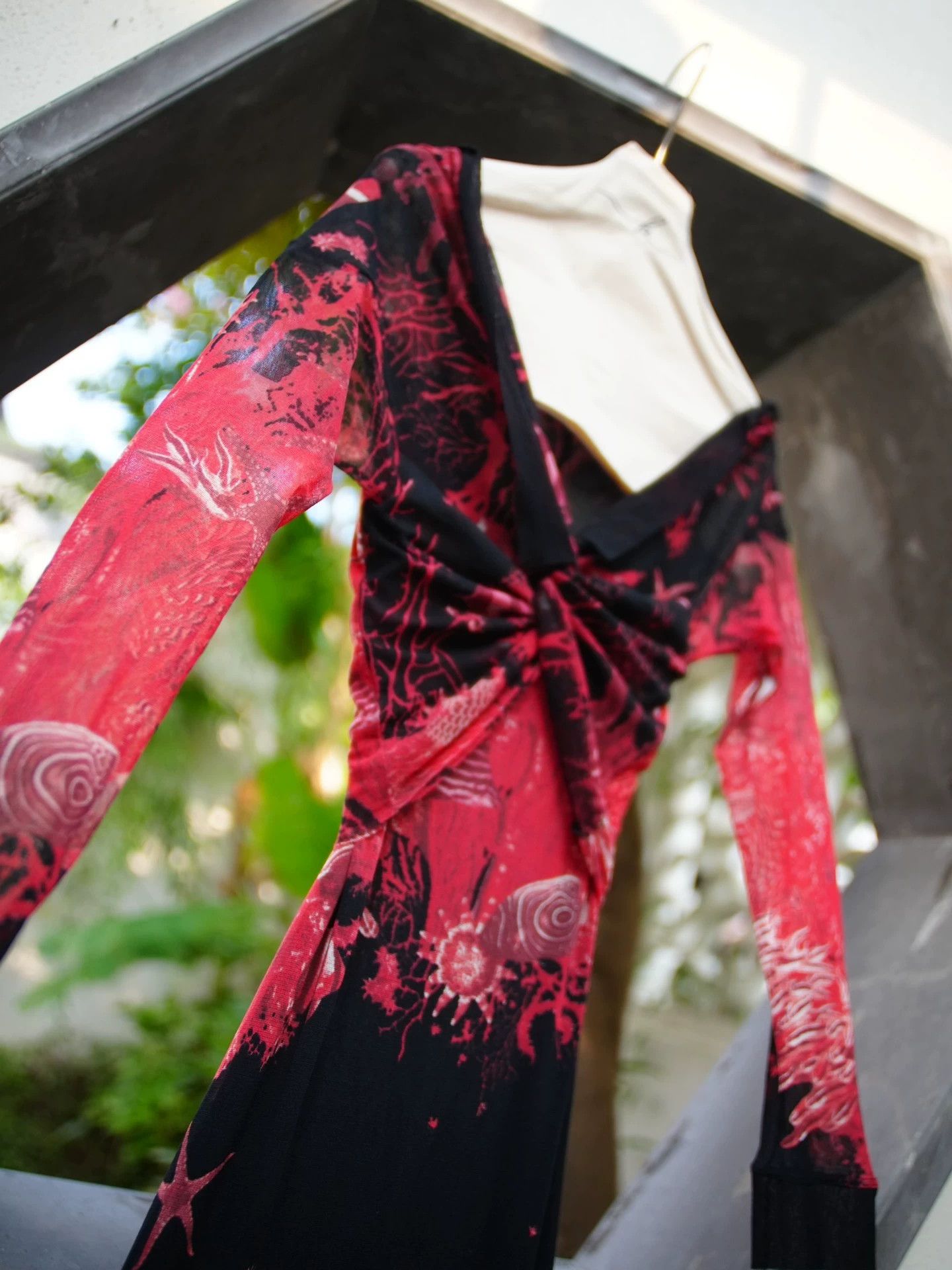 Jean Paul Gaultier JPG 1999 Vintage Red Black Underwater Tulle Dress Size S / US 4 / IT 40 - 4 Thumbnail