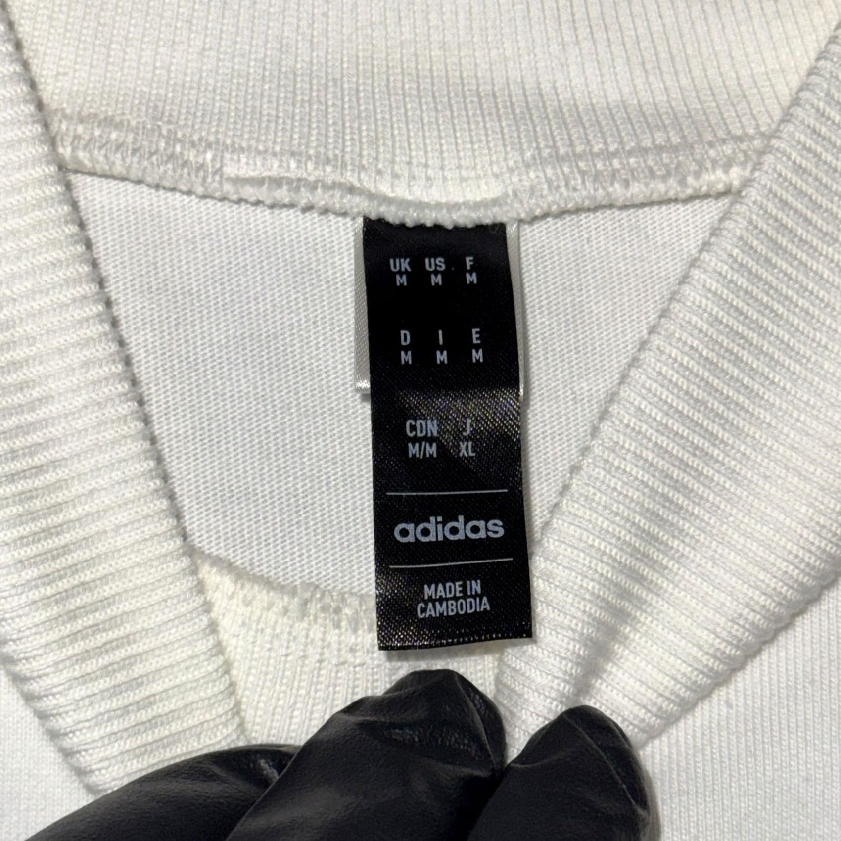 Adidas Adidas Tank Top Mens M White Mock Neck Love Unites Pabllo Vittar Graphic Print Sleeveless Shirt Size US M / EU 48-50 / 2 - 3 Thumbnail