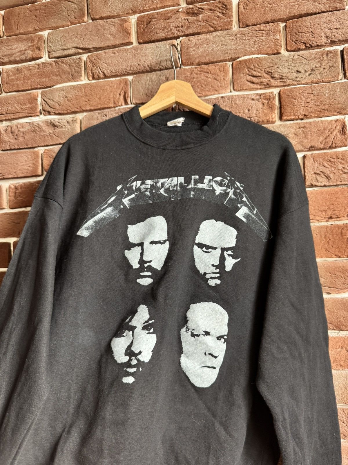 Band Tees Rare Vintage Metallica Black Album 90s Metal Band Crewneck Size US XL / EU 56 / 4 - 3 Thumbnail