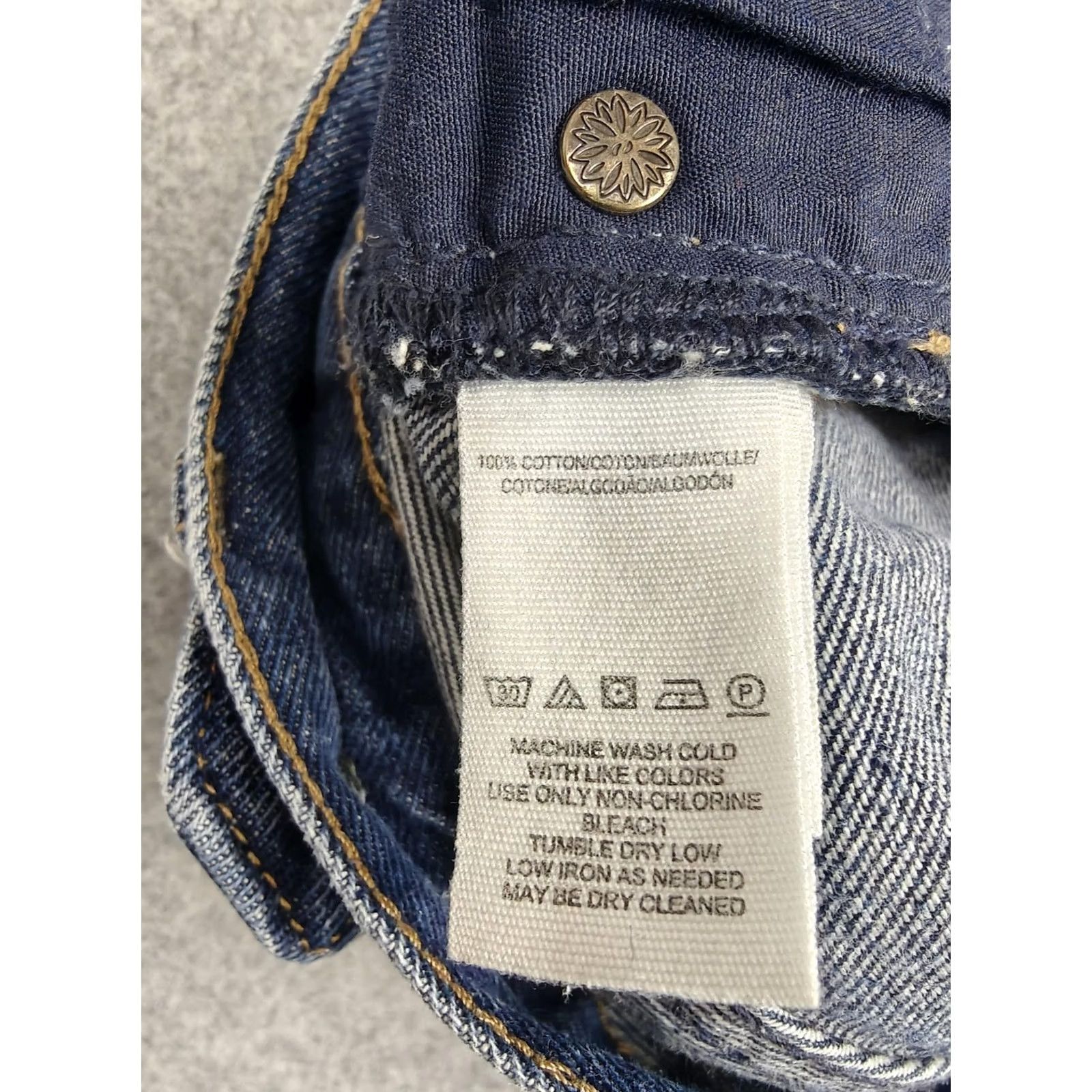 Vintage We The Free Jeans Womens 25 Blue High Rise Straight Denim Buttons | 5-Pocket Bohemian 100% Cotton Pants Size 42" / US 20 - 4 Thumbnail