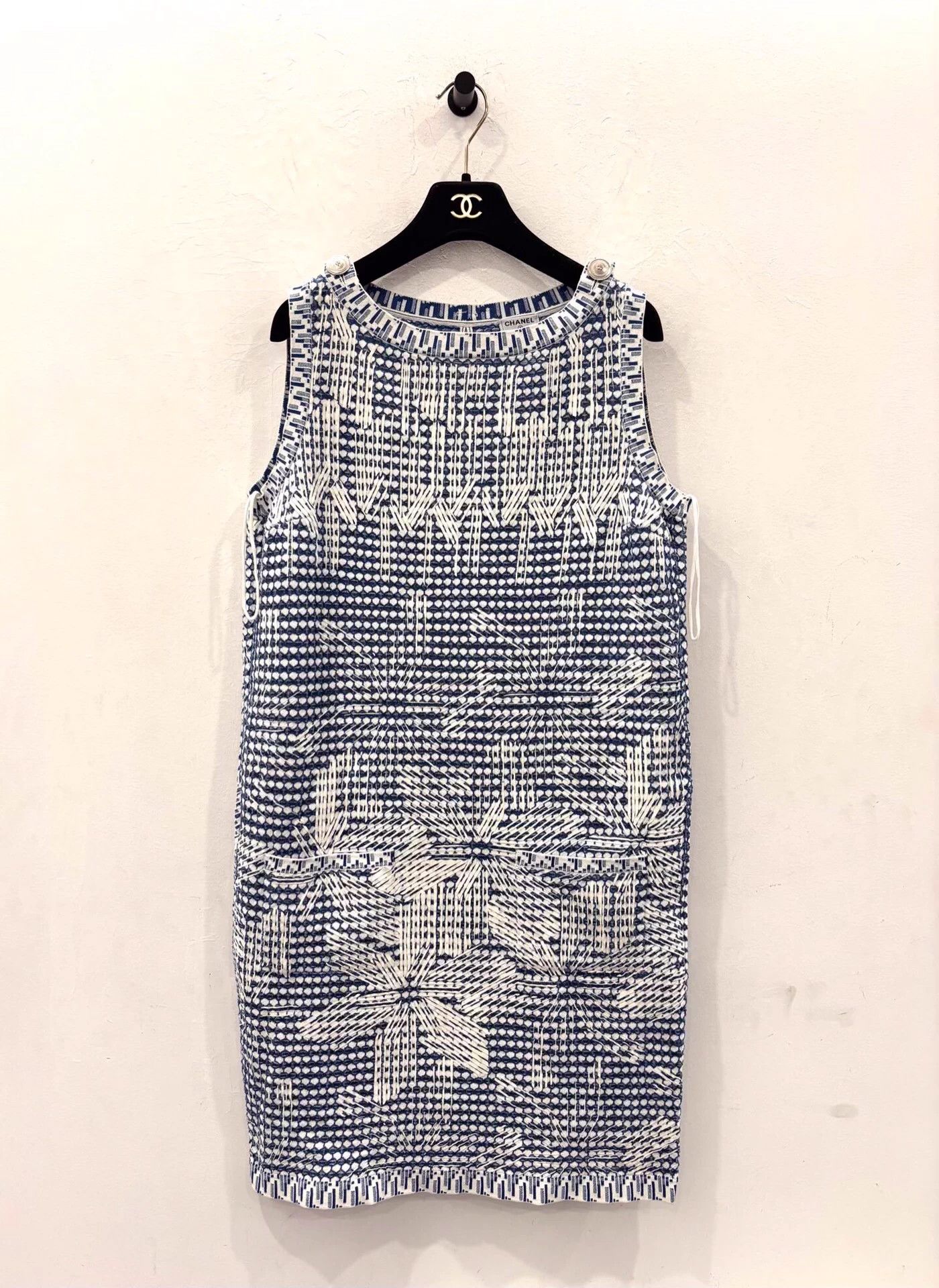 Chanel Chanel blue/white colorblocked polka floral knit dress Size S / US 4 / IT 40 - 1 Thumbnail