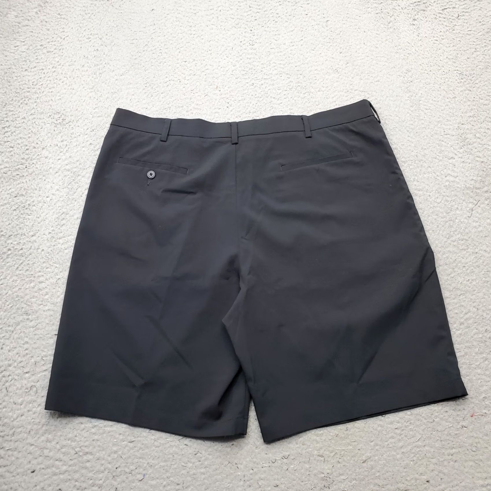 PGA Tour PGA TOUR Chino Shorts Mens 40 Black Pleated Stretch Performance Regular Outdoor Shirt? Size US 40 / EU 56 - 2 Thumbnail