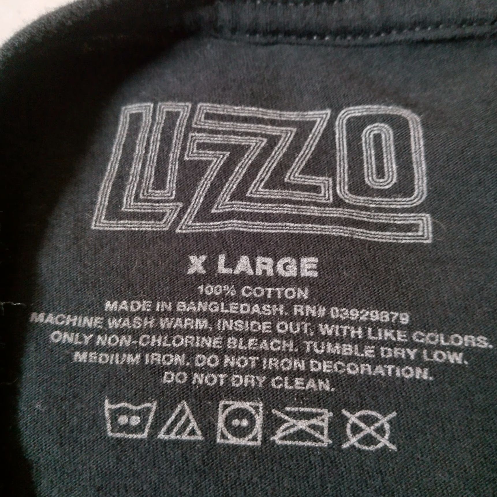 Rizzoli VINTAGE Lizzo Shirt XL The Special Tour 2023 Graphic Music Flute Singer Cotton Men's Size US XL / EU 56 / 4 - 7 Thumbnail