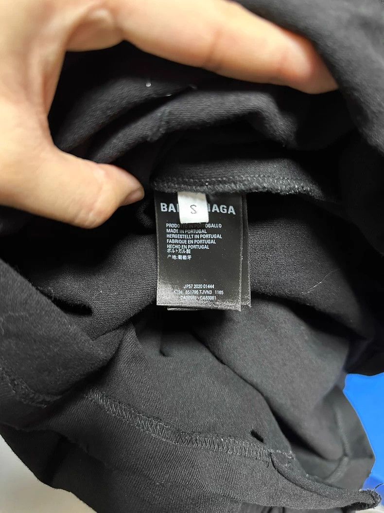 Balenciaga Balenciaga Limited Washed Distressed Long Sleeve T-Shirt Size US S / EU 44-46 / 1 - 7 Thumbnail