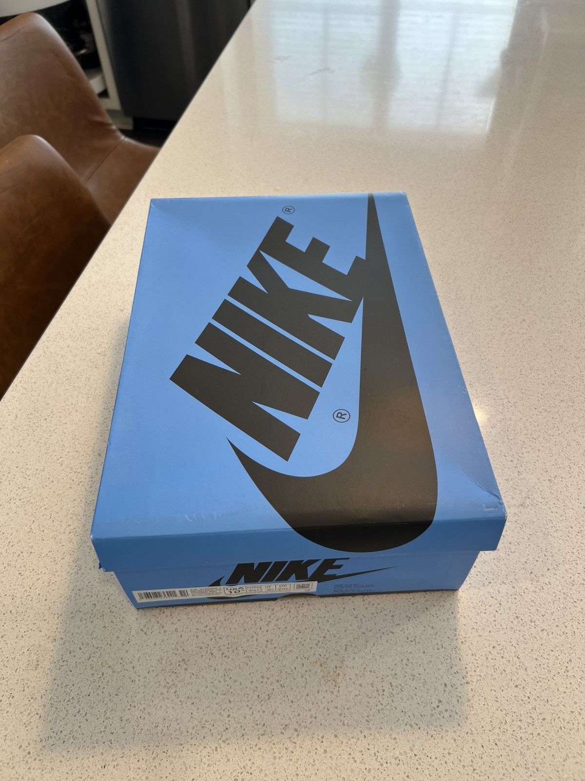Jordan Brand Jordan 1 Retro High OG (UNC Toe) Size US 10.5 / EU 43-44 - 9 Thumbnail