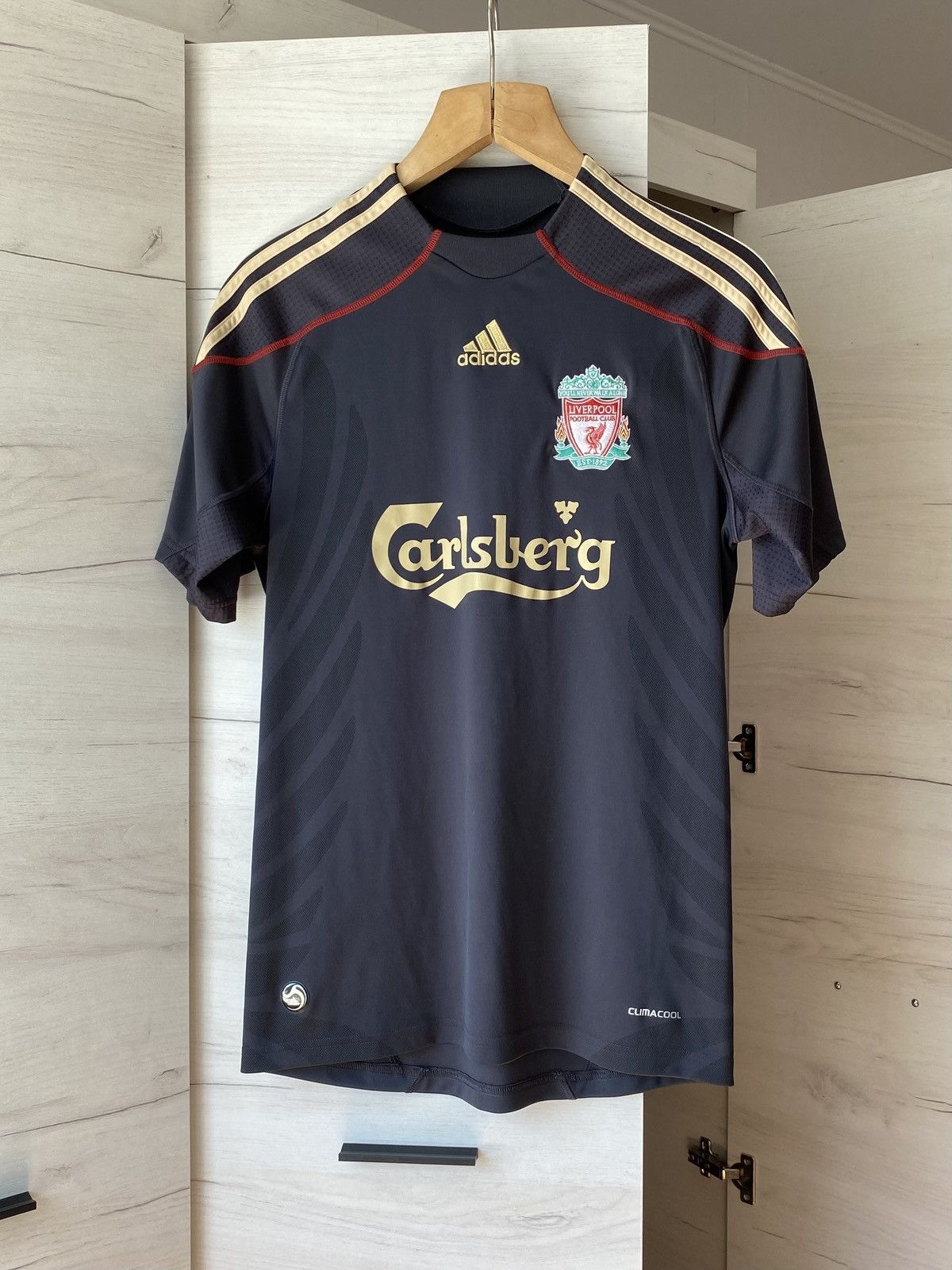 Adidas Liverpool FC Adidas 2009/10 Away Y2k Football Soccer Jersey Size US S / EU 44-46 / 1 - 1 Thumbnail