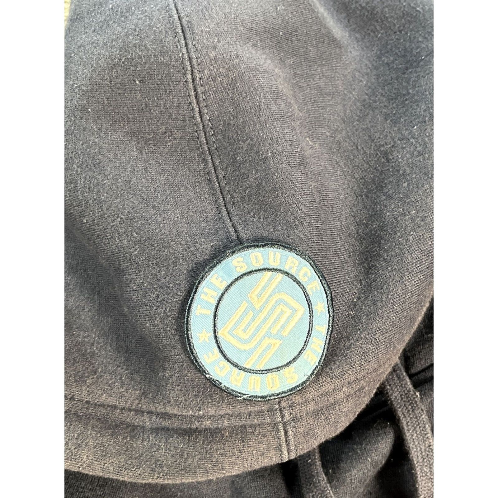 Vintage VINTAGE The Source Hoodie Men 2XL Embroidered Blue 90s Hip Hop Street Wear Pullover Mens Size US XXL / EU 58 / 5 - 5 Thumbnail