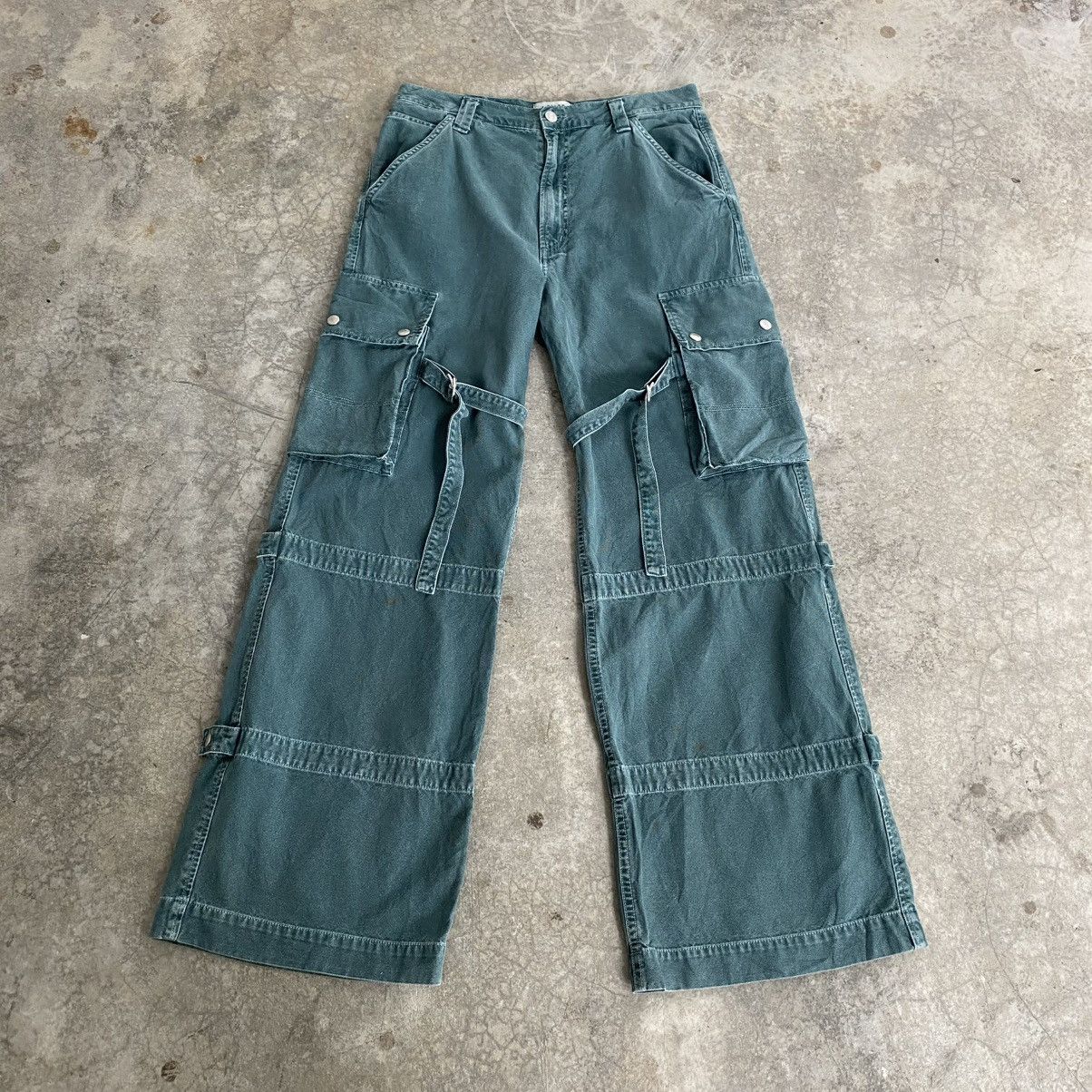 AGOLDE Bondage Strap Rave Vivian Flared Cargo Pants