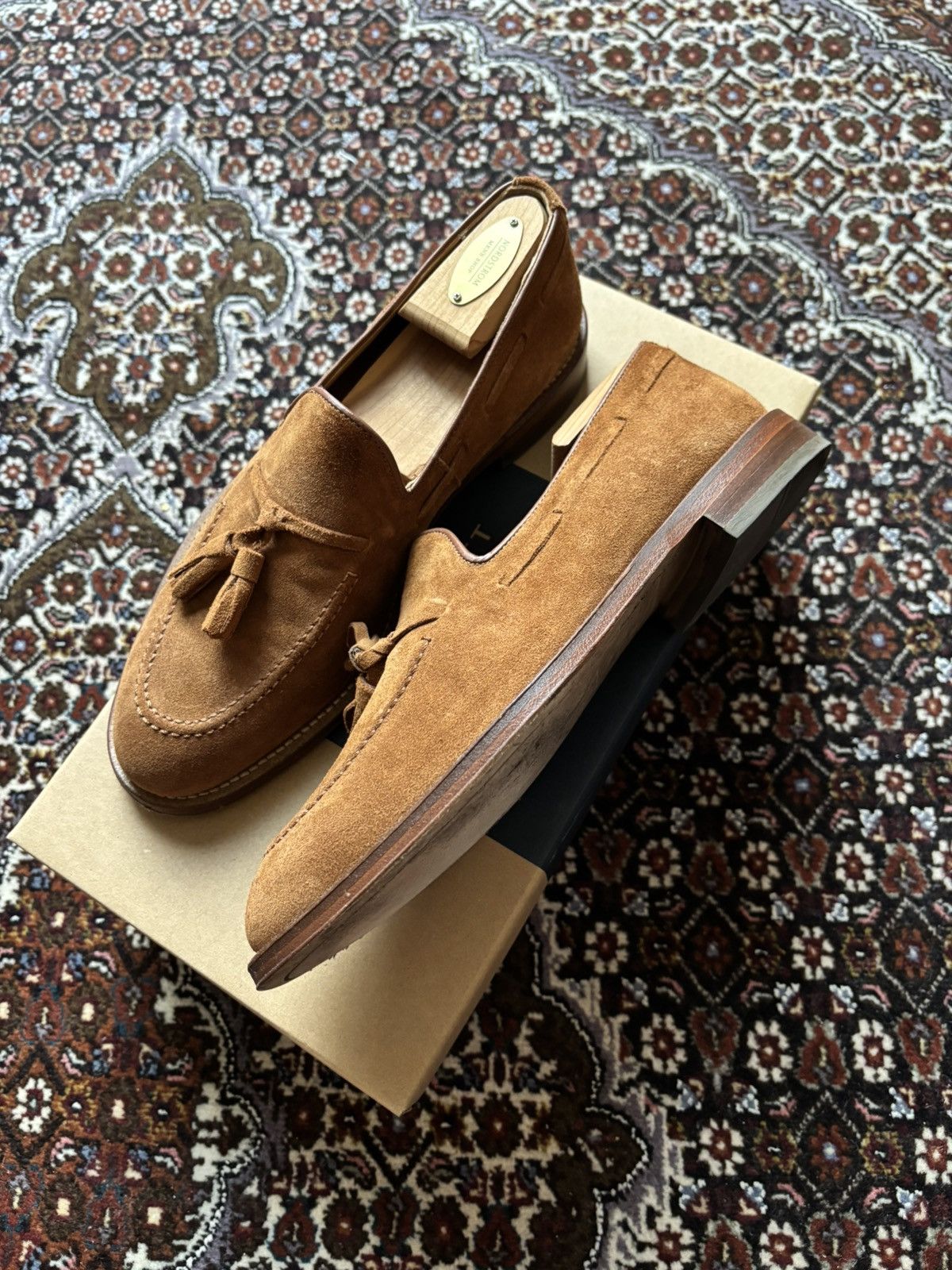 Charles Tyrwhitt Chestnut Brown Suede Tassel Loafer (US 8 / EU 41) Size US 8 / EU 41 - 2 Thumbnail