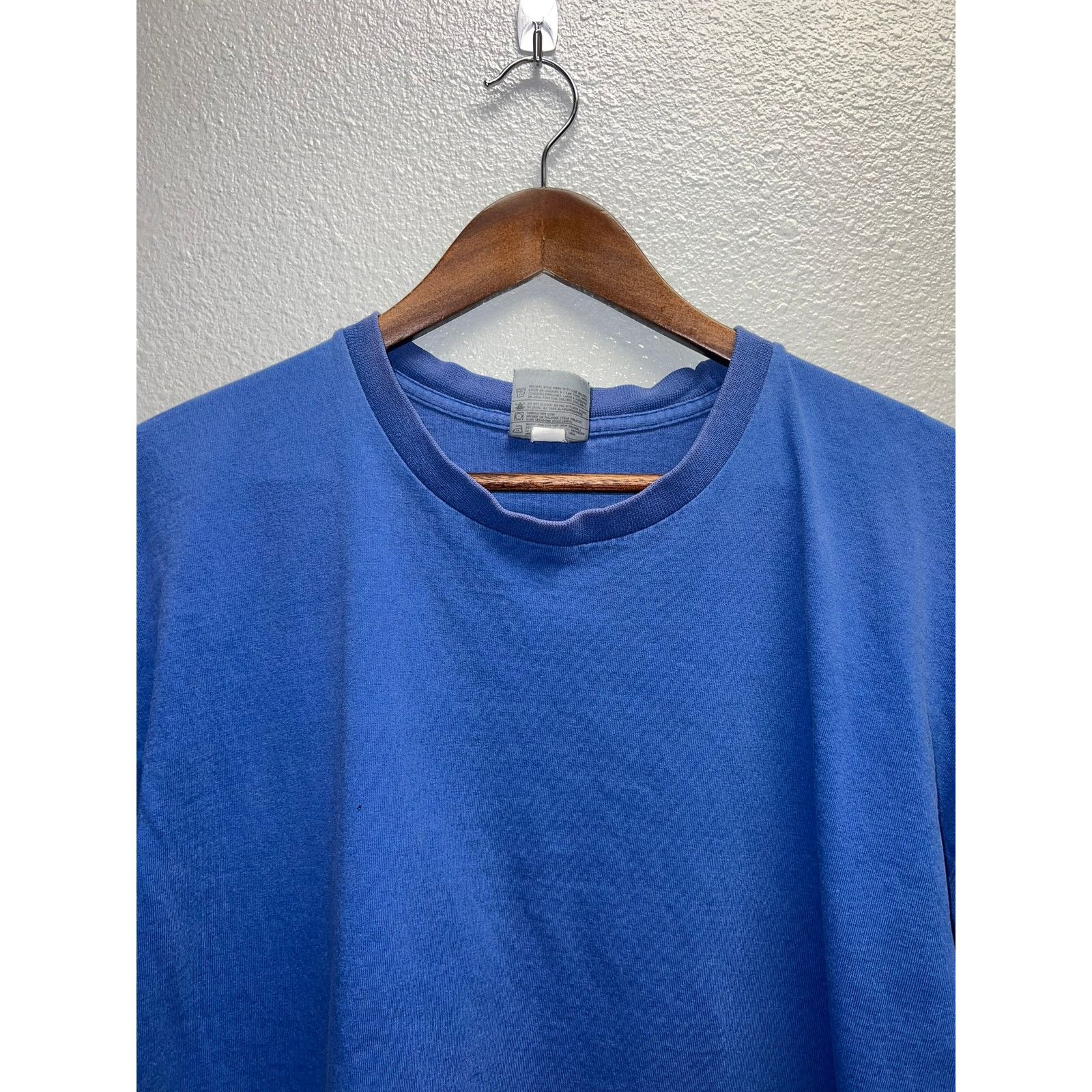 Nike Nike Blue Blank Shirt Y2K Swoosh Long Length Tee 2000s L Size US L / EU 52-54 / 3 - 2 Thumbnail