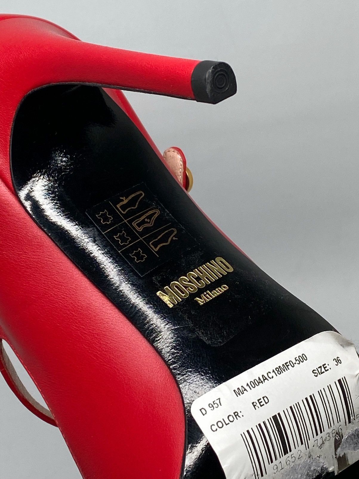 Moschino Moschino Leather Mary Jane Pump size 36 Size US 6 / IT 36 - 16 Thumbnail