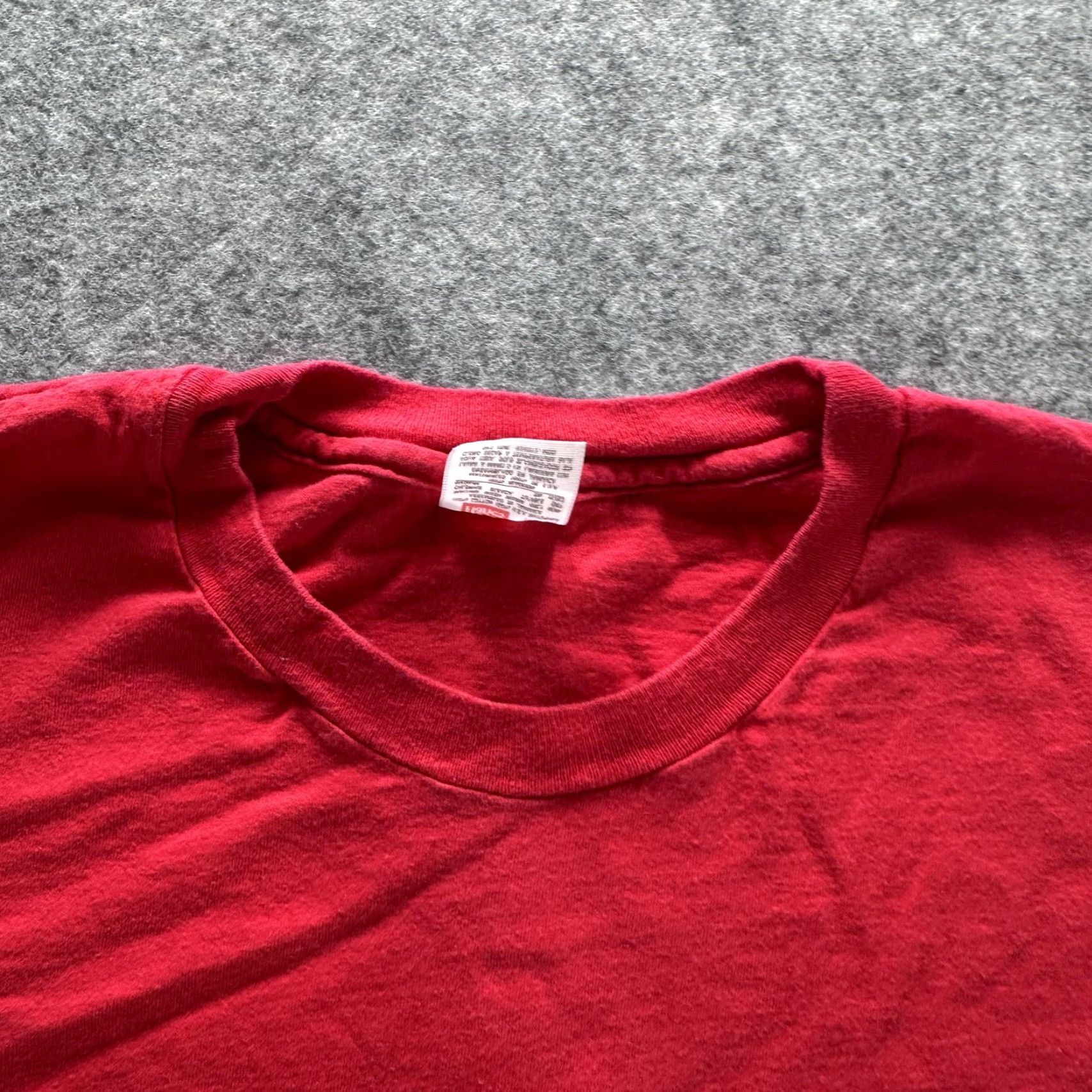 Hanes VINTAGE Hanes Shirt XL Red Blank 100% Cotton Tee Single Stitch 90s Mens Size US XL / EU 56 / 4 - 3 Thumbnail