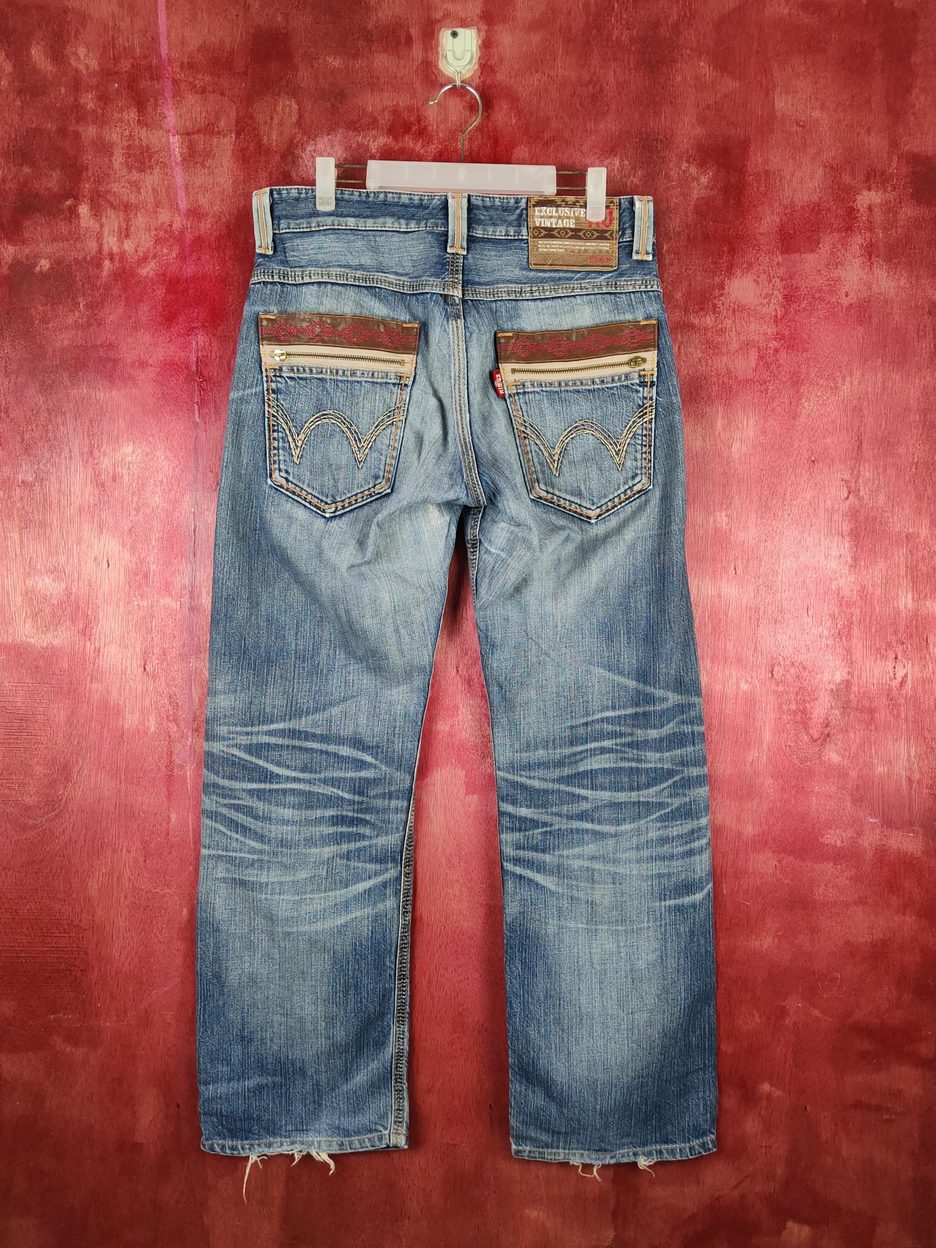 Edwin Edwin Dark Blue Distressed Ripped Jeans #S2203 Size US 33 - 8 Thumbnail