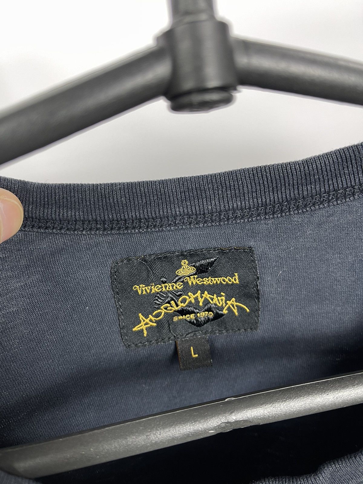 Vivienne Westwood Vivienne Westwood T-Shirt Size L Men’s Black Big Logo Gold Size US L / EU 52-54 / 3 - 4 Thumbnail