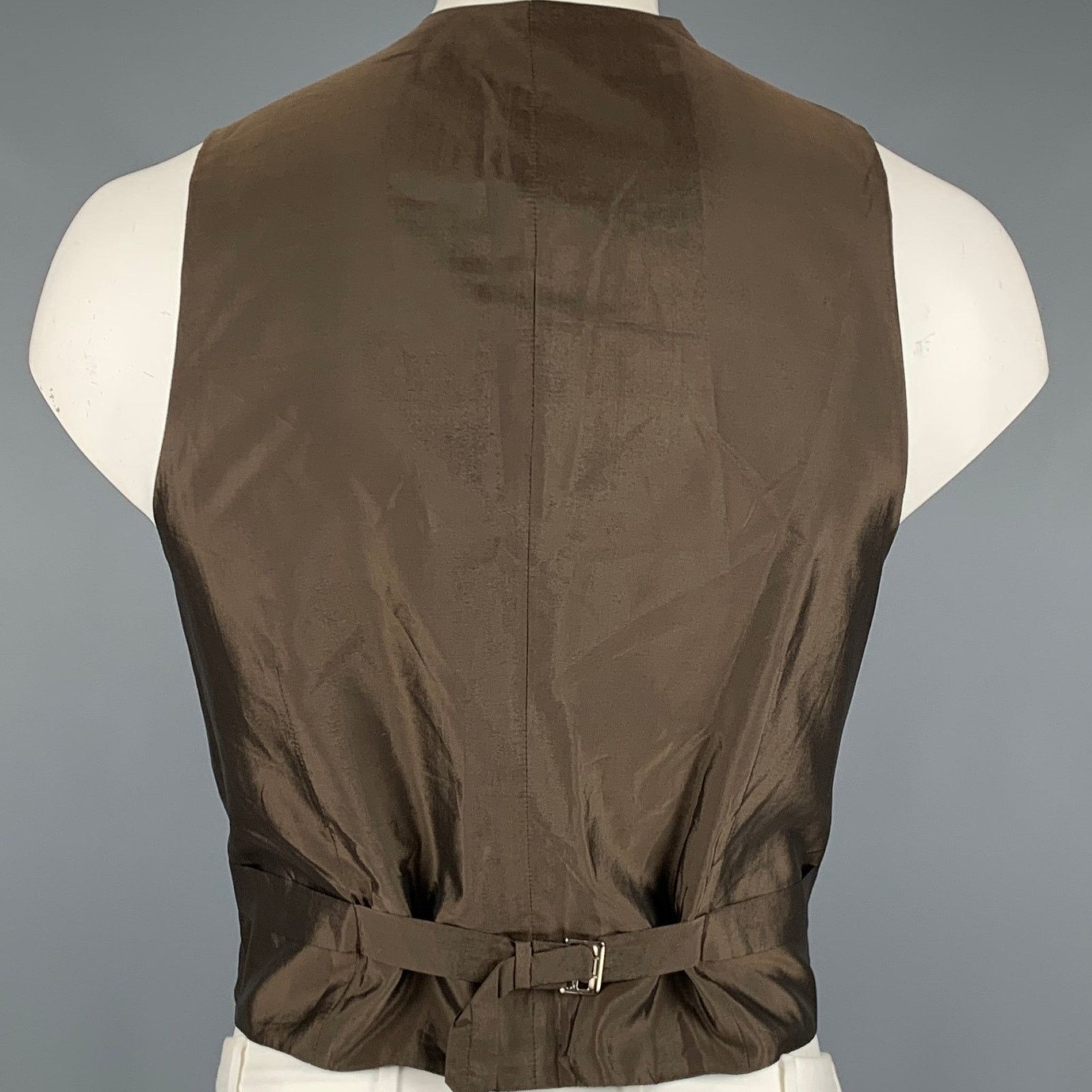 Giorgio Armani GIORGIO ARMANI Size 44 Brown Velvet Cotton Buttoned Vest Size 44R - 3 Thumbnail