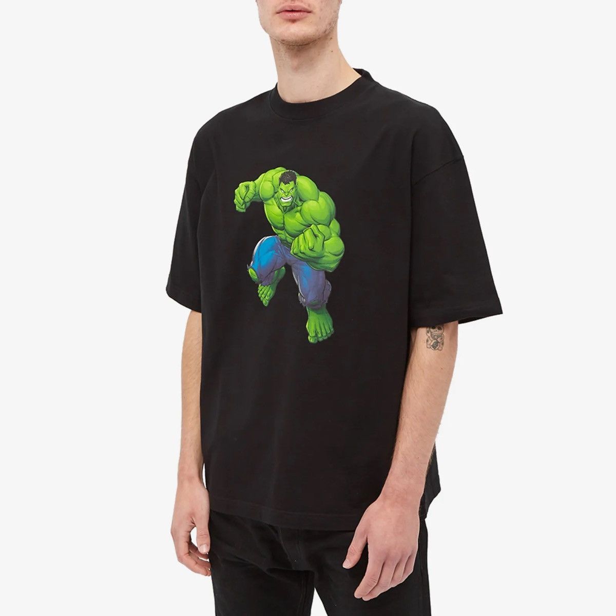 Balenciaga Balenciaga - Marvel - “Incredible Hulk” T-Shirt Size US XS / EU 42 / 0 - 19 Thumbnail