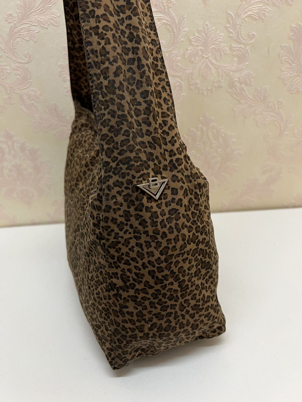 Bottega Veneta Vintage Bottega Veneta Italy Overprint Shoulder Bag Size ONE SIZE - 4 Thumbnail