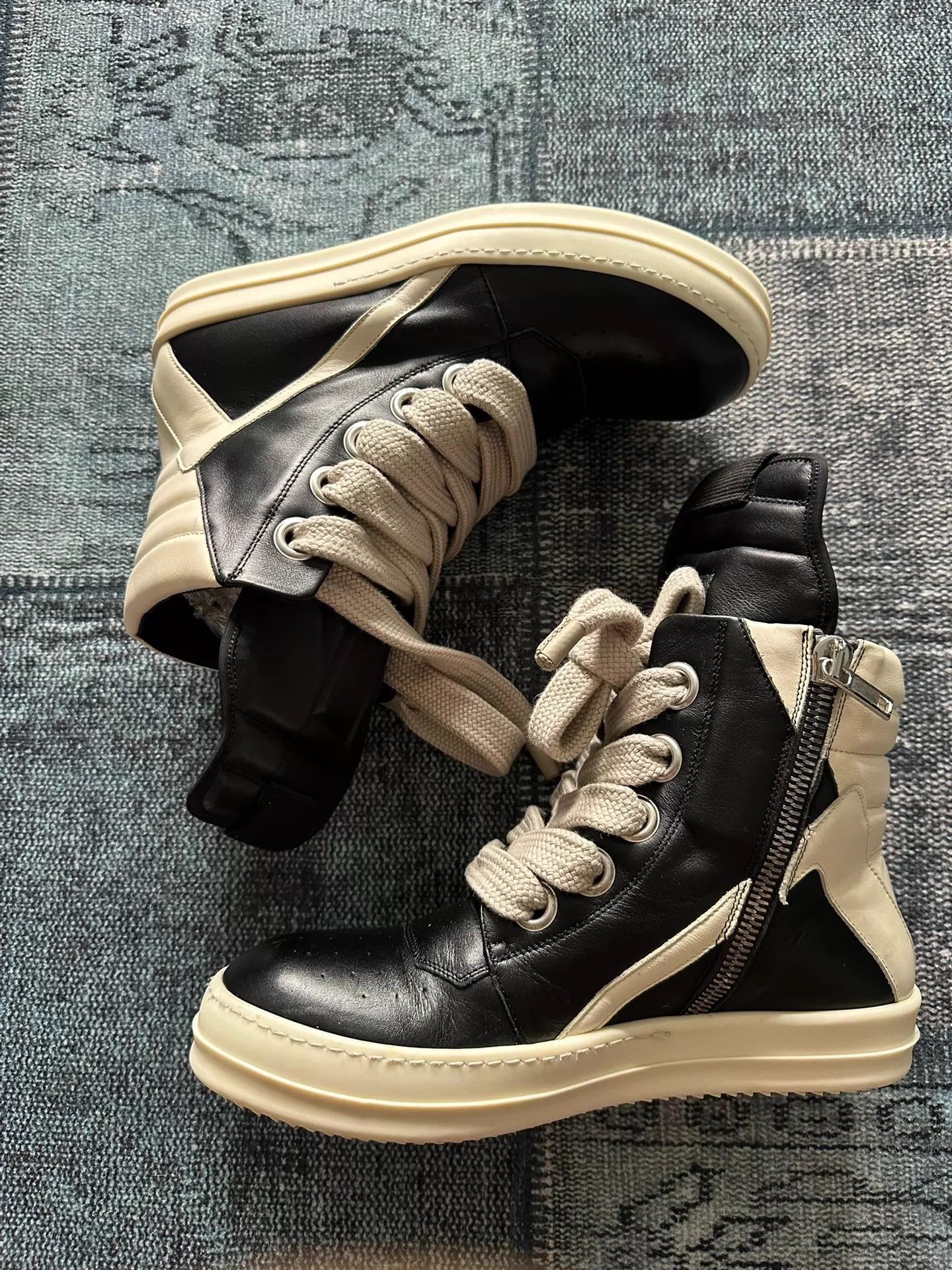 Rick Owens Rick Owens Mainline Thick Laces Triangular 42 Good Size US 9 / EU 42 - 2 Thumbnail