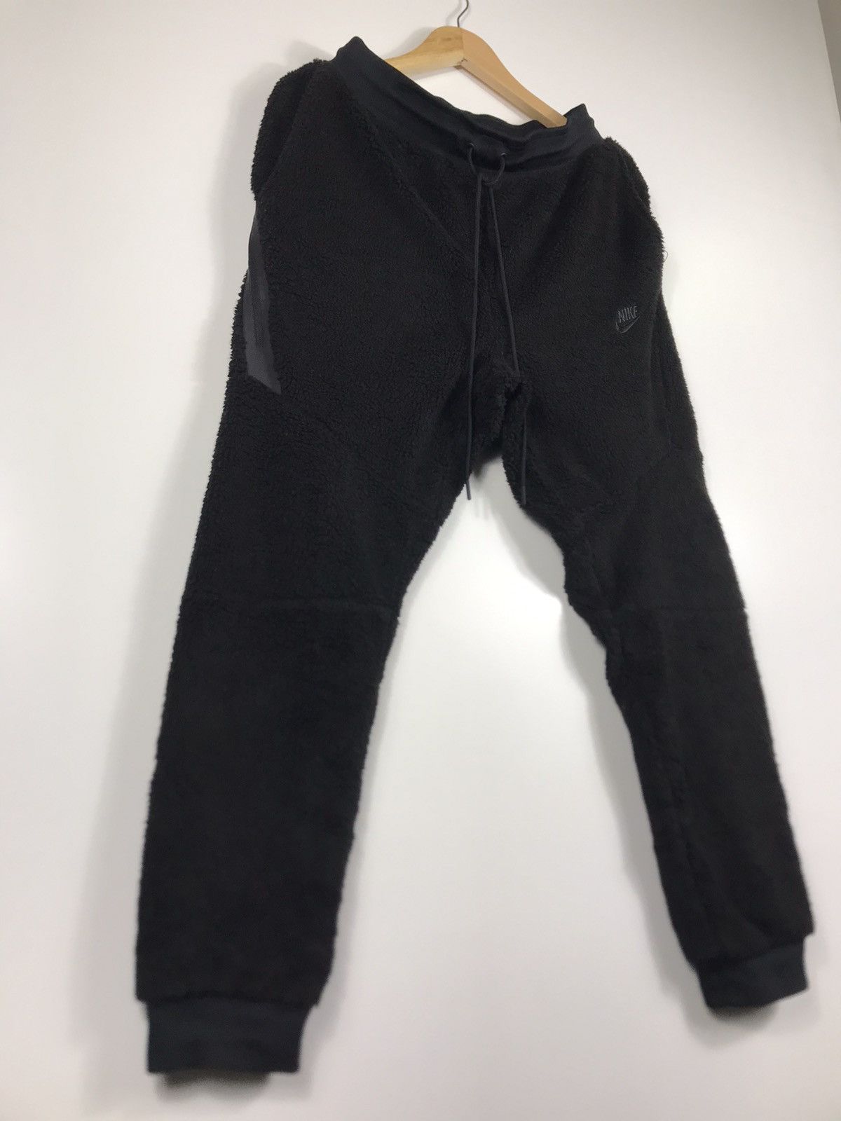 Nike 🔥Nike Embroidered Sherpa Fleece Zipper Sweatpants Size US 33 - 2 Thumbnail