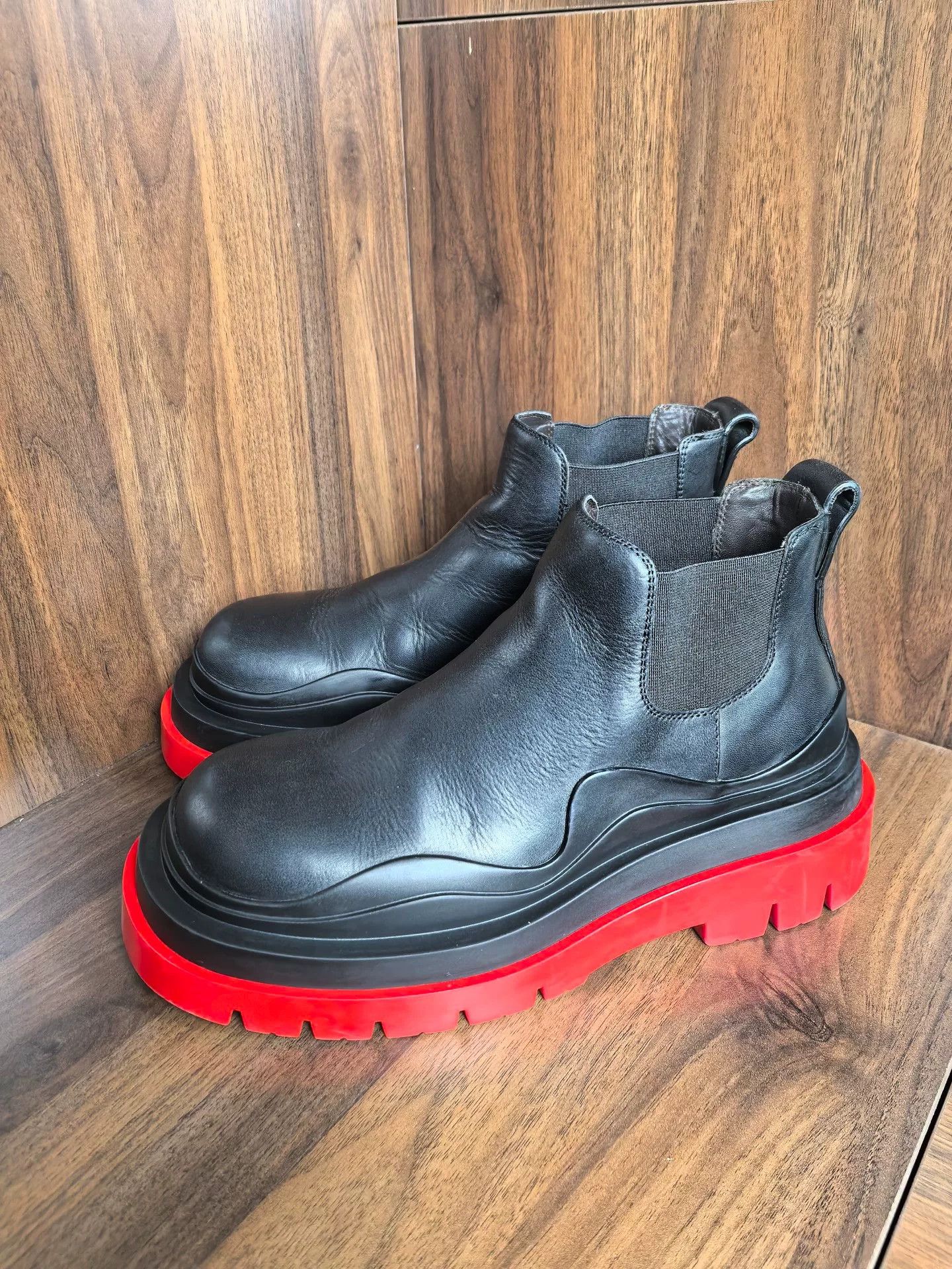 Bottega Veneta Bottega Veneta Black Boots us_5 Women Size US 5 / IT 35 - 1 Thumbnail