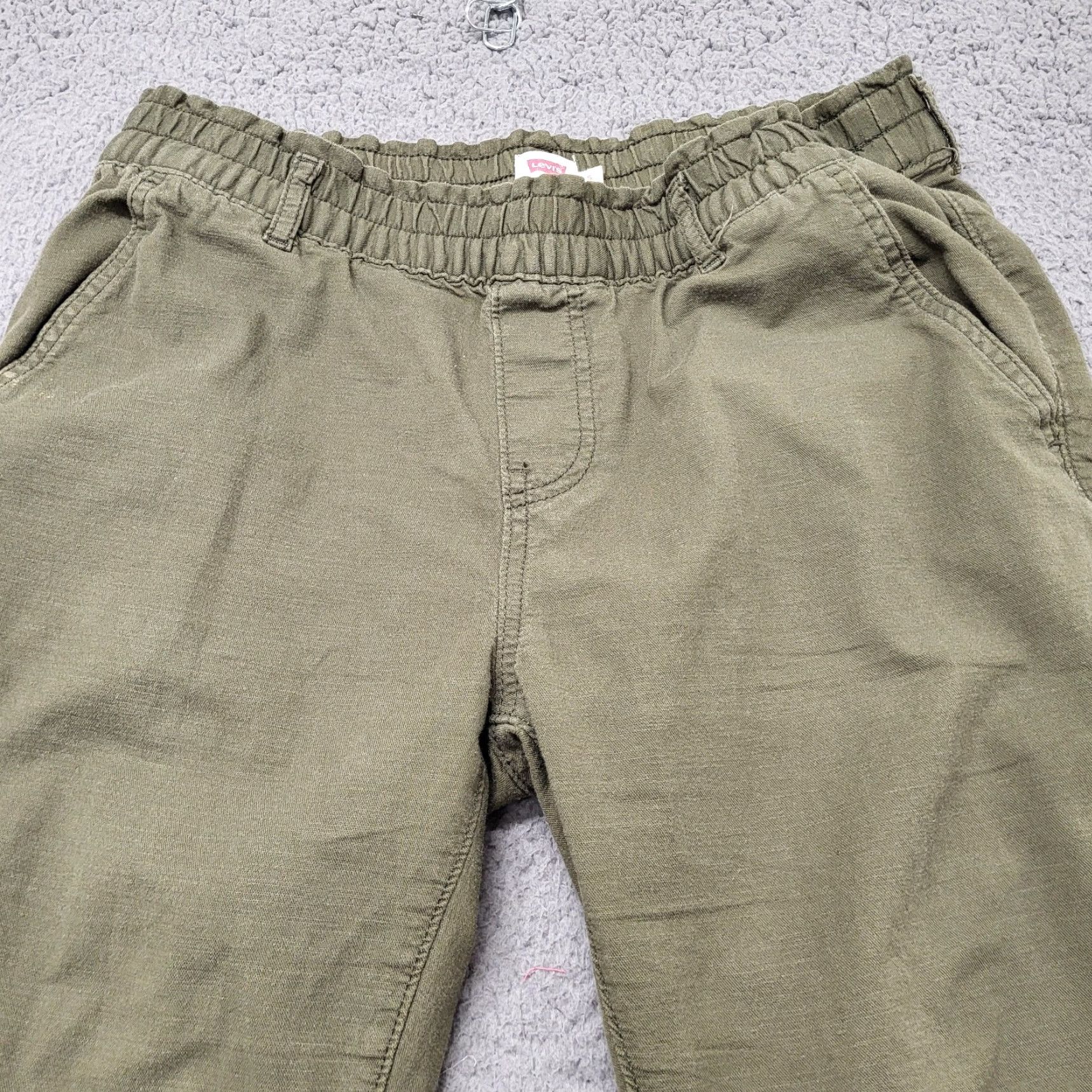 Levi's Levi's Joggers Women's Size S Green Paper Bag Stretch Street Style Chic Tapered Leg Front Flat Front Pockets Elastic Waist Casual Fall Winter Spring Size 28" / US 6 / IT 42 - 6 Thumbnail
