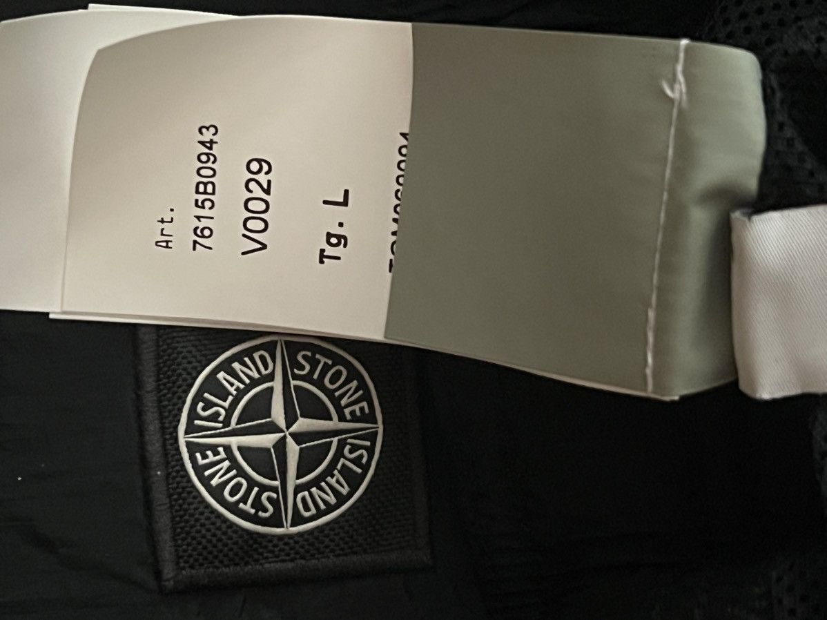 Stone Island Stone Island Metal Nylon Shorts Black L Size US 33 - 9 Thumbnail