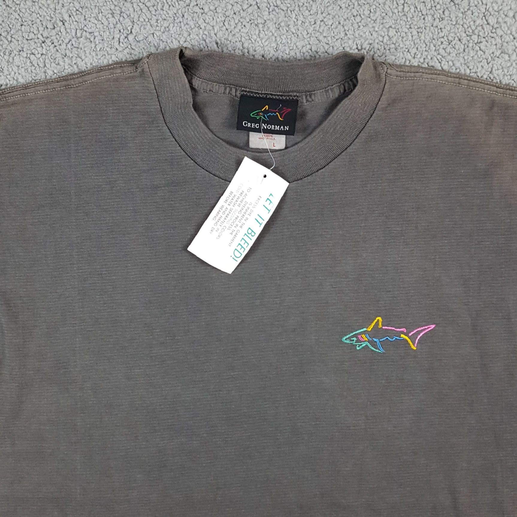 Logo 7 VINTAGE Greg Norman Golf Shark Logo T-Shirt Men Large Gray 90s 2000s Y2K Embroidered Crew Neck Short Sleeve USA Made Size US L / EU 52-54 / 3 - 2 Thumbnail