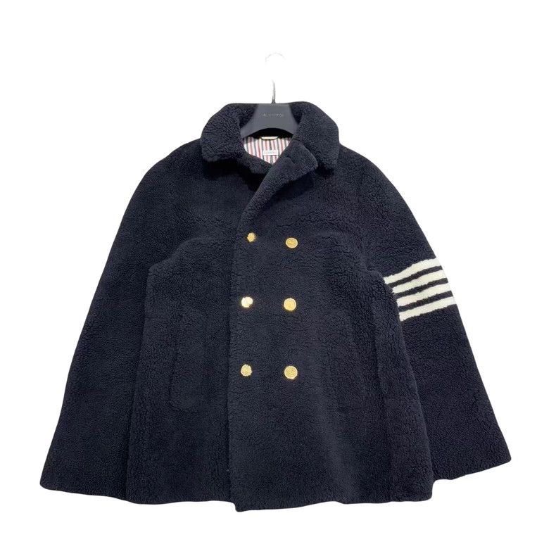 Thom Browne Thom Browne size3 A one-piece coat Size US L / EU 52-54 / 3 - 1 Thumbnail
