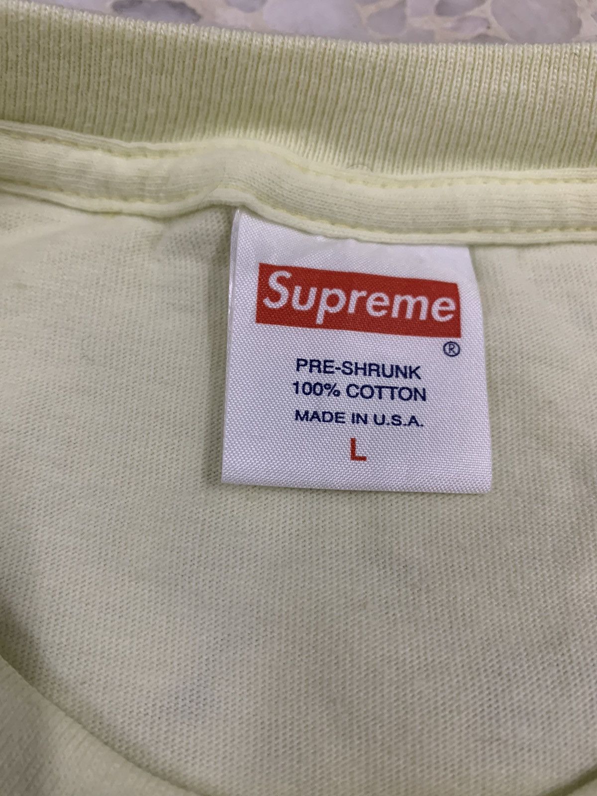 Supreme SUPREME PLAIN YELLOW TEE Size US L / EU 52-54 / 3 - 3 Thumbnail