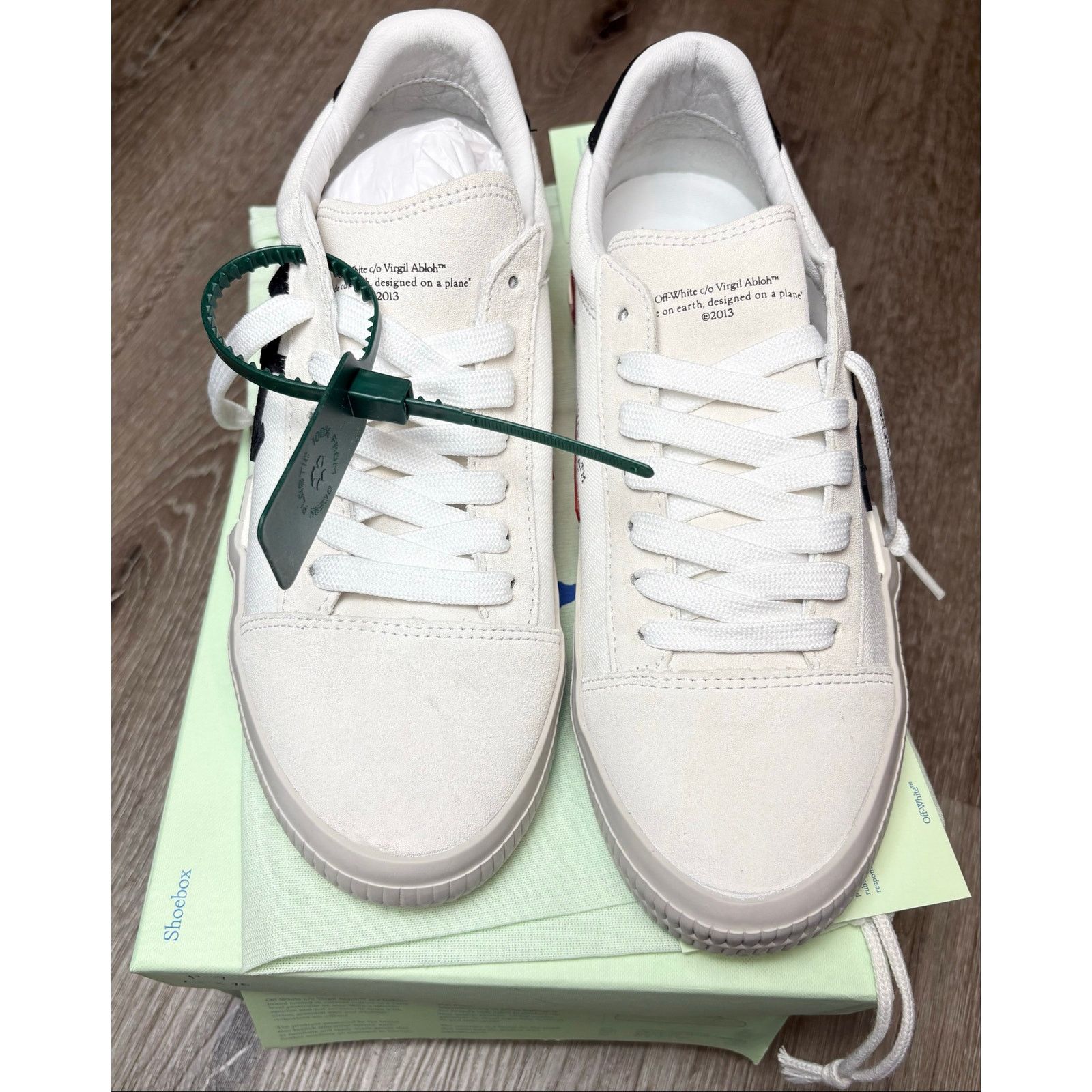 Off-White NIB - Off-White Low Top Vulcanized Sneakers - Blk/Wht EU 40 Size US 9.5 / IT 39.5 - 5 Thumbnail